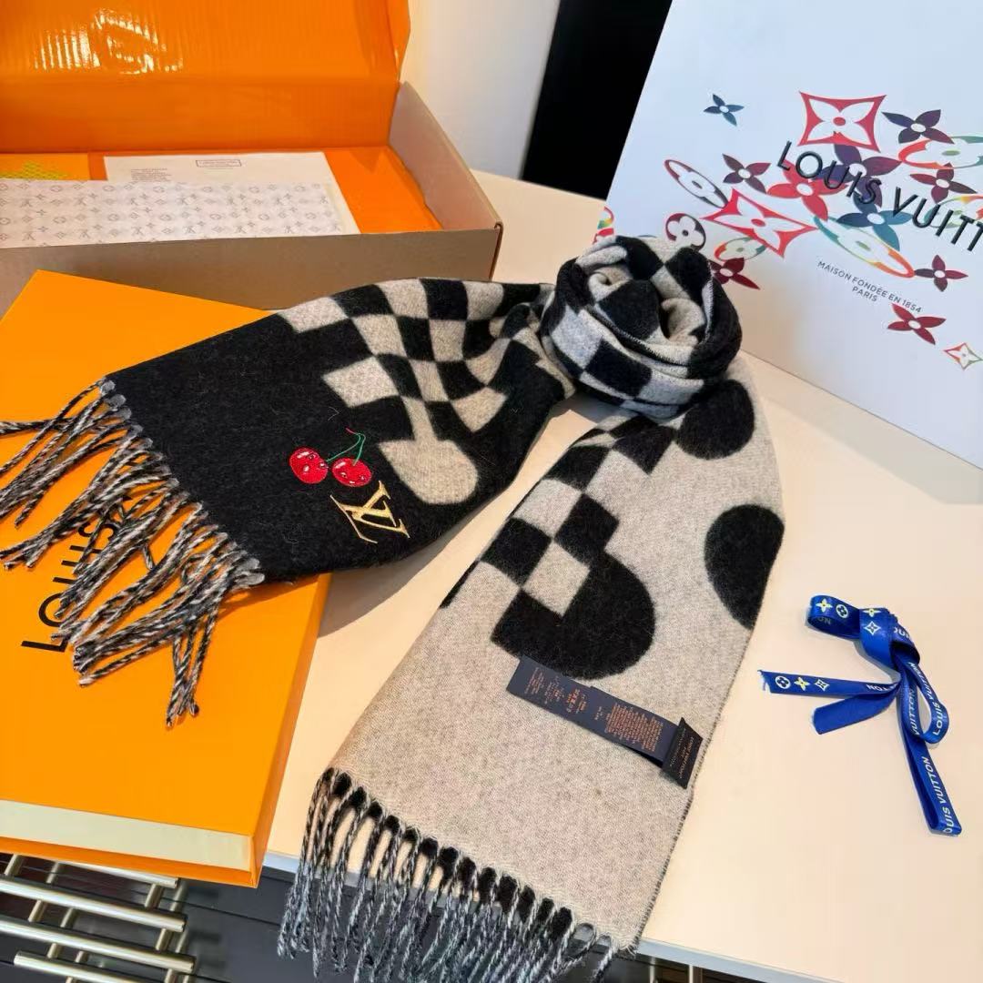 Louis Vuitton Cherry checkerboard scarf (Replica)