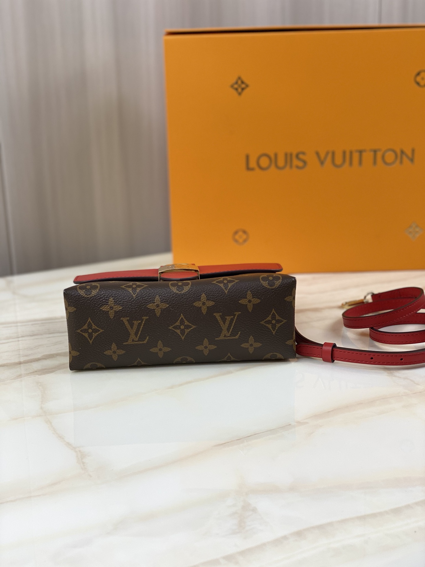 Louis Vuitton Locky BB M44322