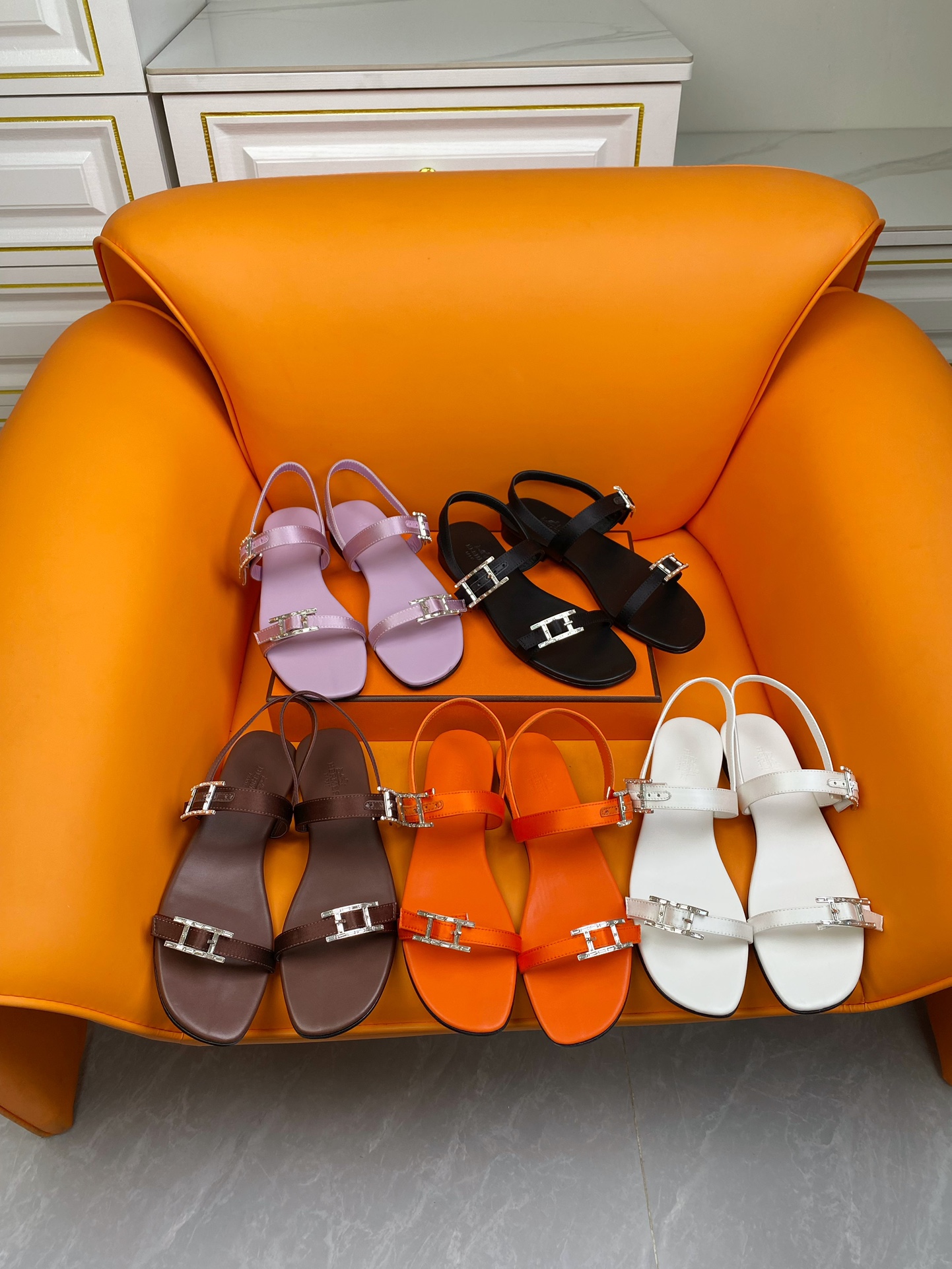 TOP HERMES Diamond Buckle Sandals - 5 Color