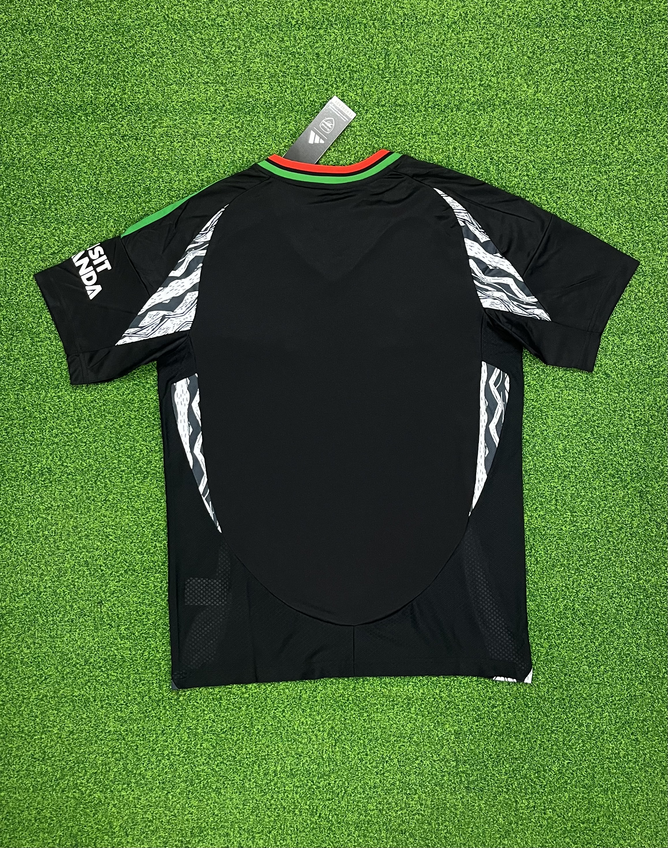 2425 Arsenal away jersey.Player embroidery version