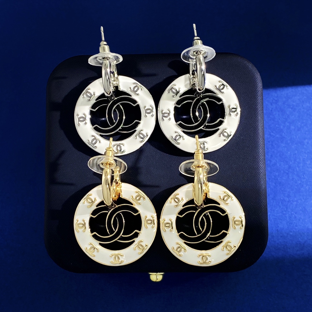 TOP CHANEL New Style CC Earrings-2 Colors