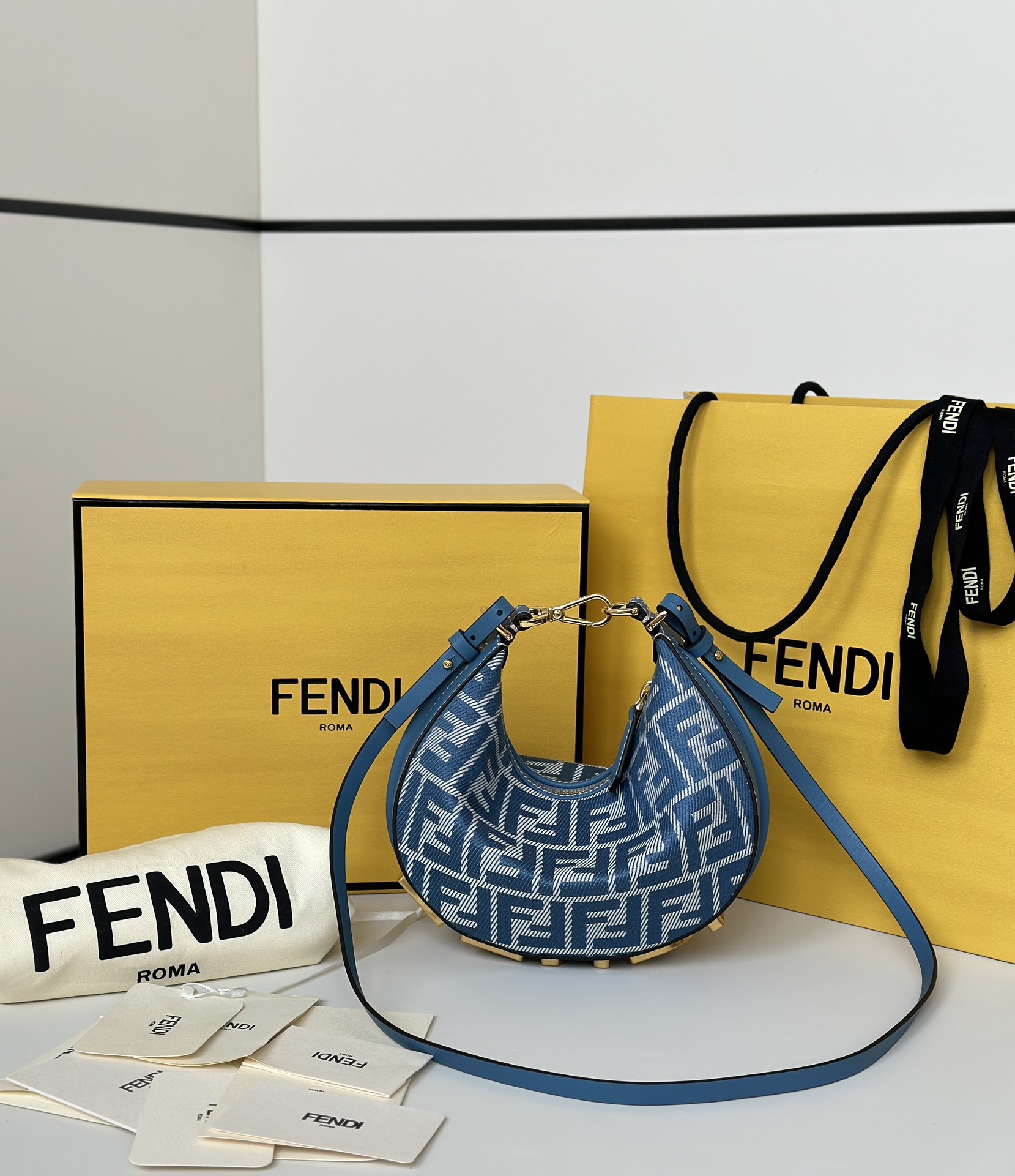 TOP FENDI Fendigraphy Bags Crescent Moon Bag 20x7x13cm - Denim Blue&GHW