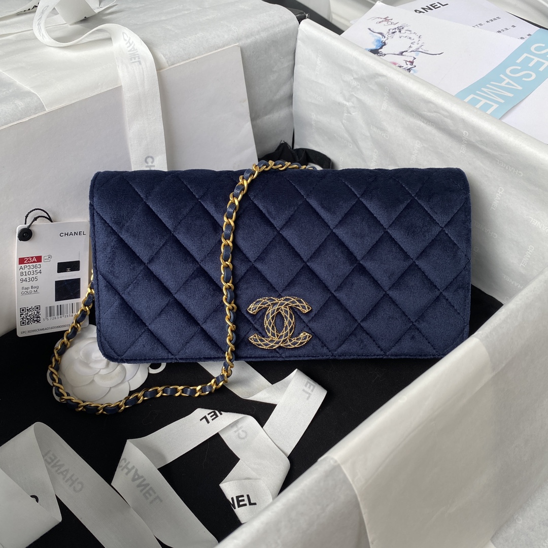 TOP CHANEL Classic Velvet  Sheepskin & Flannelette CF Small Size 11.5x23x4cm - Blue & SHW