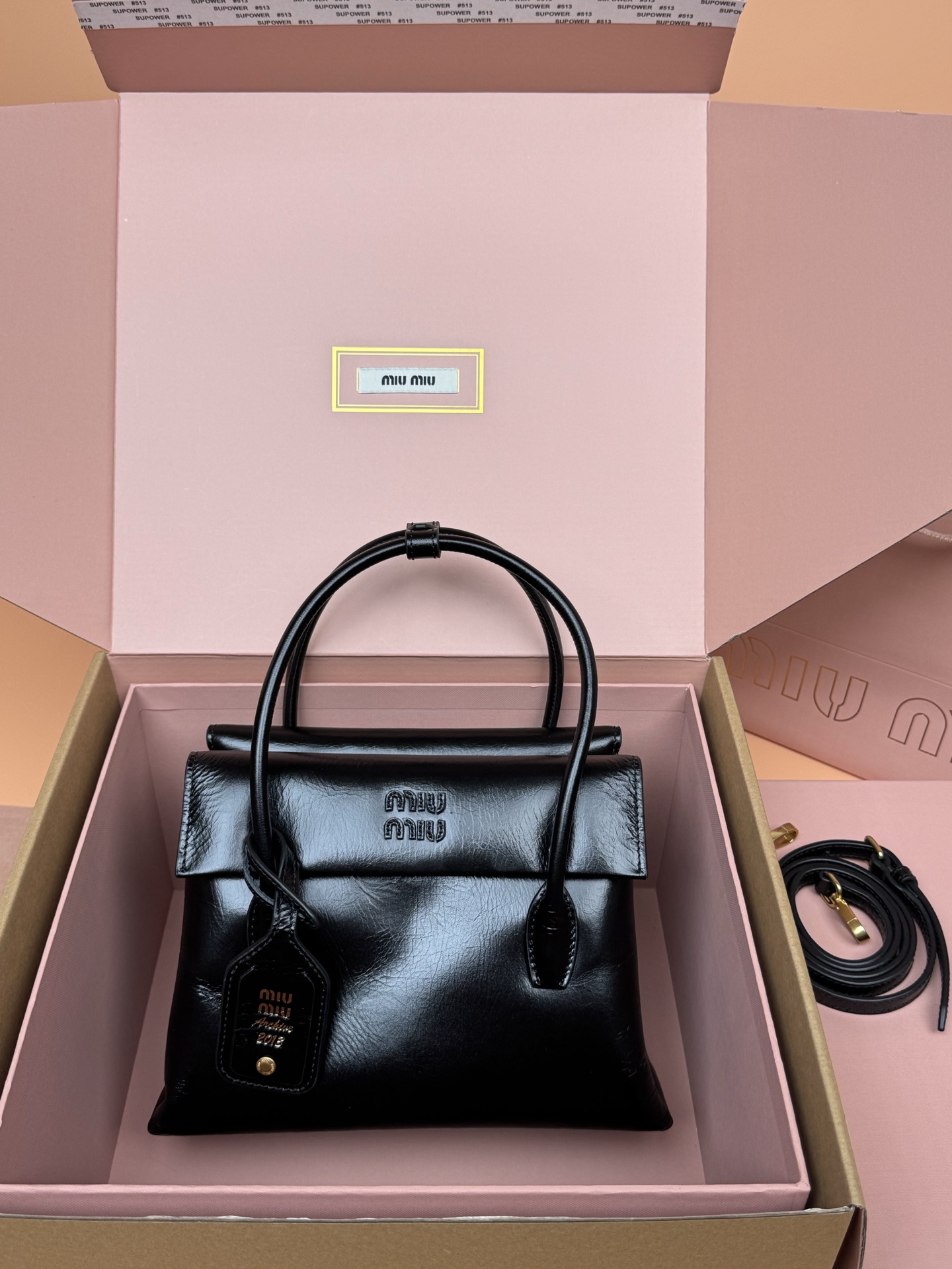 TOP Miu Miu Solitaire Bag 25x28x11cm - Black