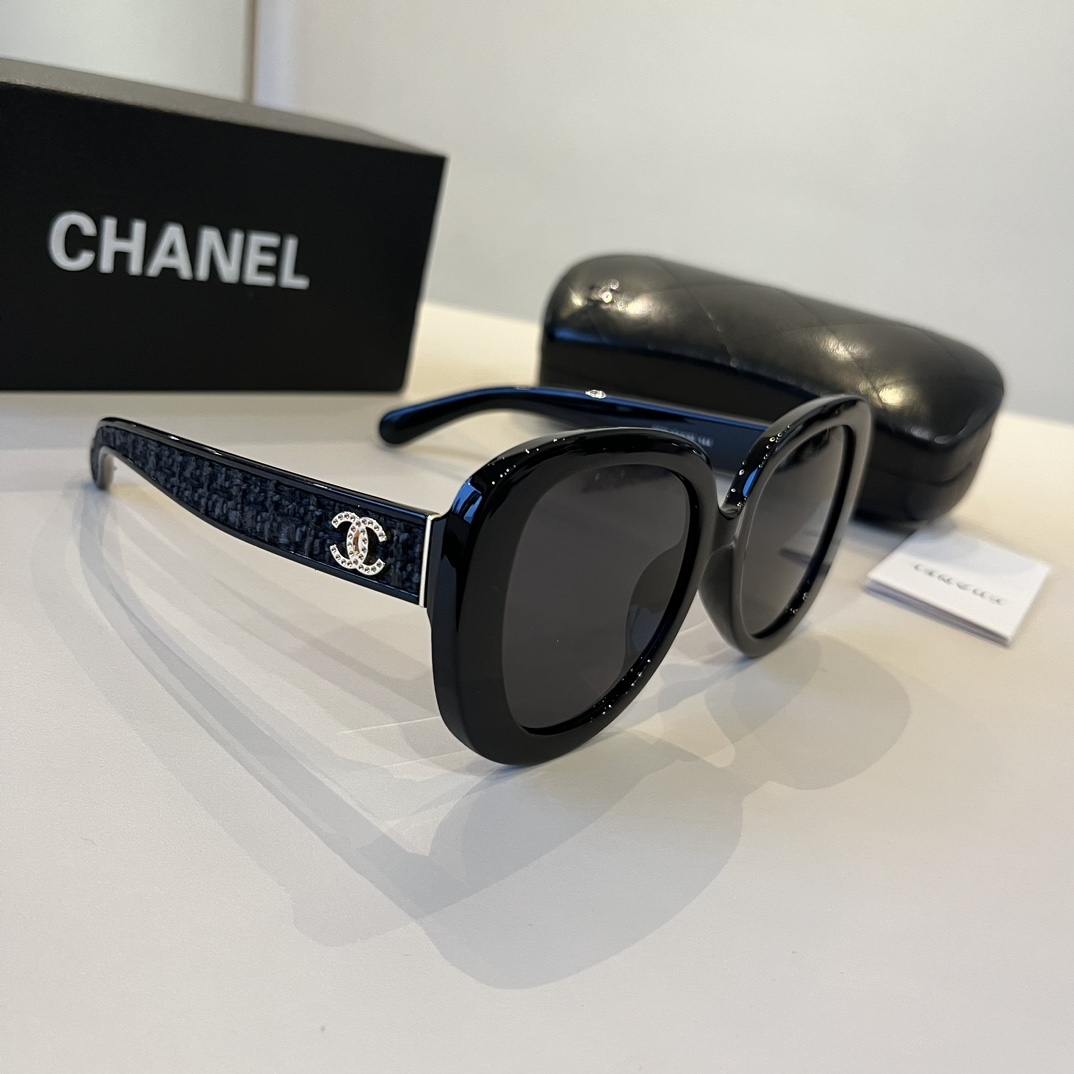 TOP CHANEL Sunglasses - 2 Colors