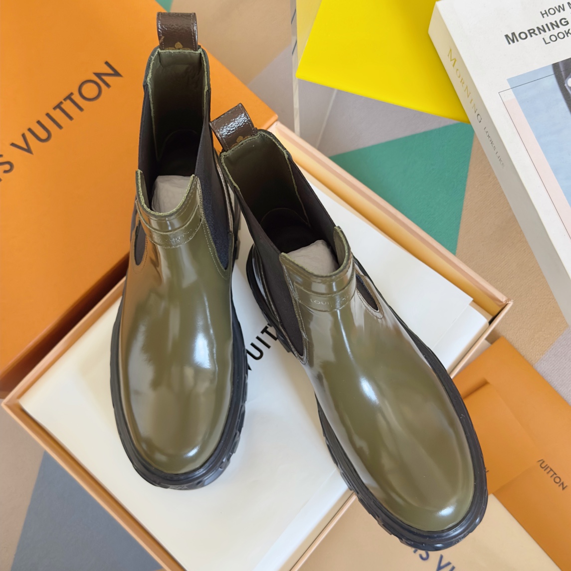 TOP Louis Vuitton LV Record Series Chelsea Ankle Boots - 3 Colors