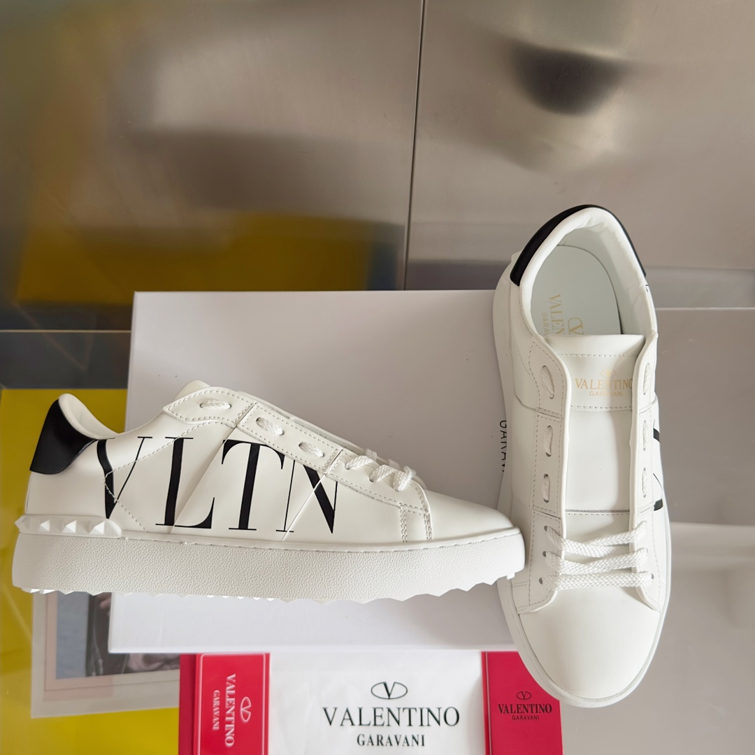 TOP VALENTINO Sneakers -6 Colors