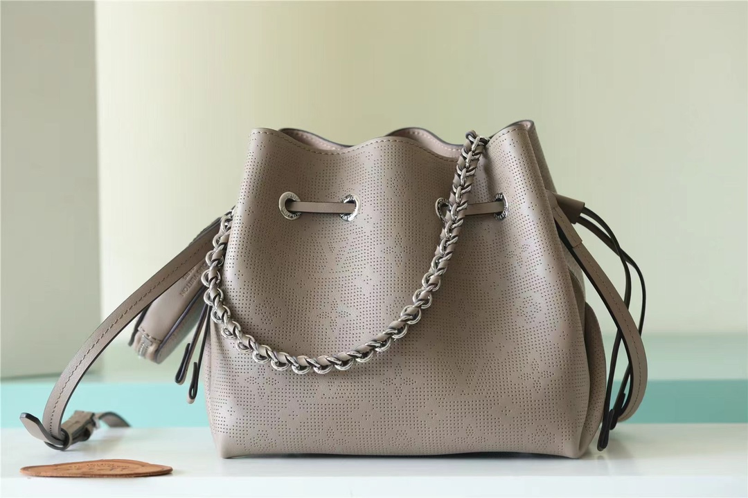 TOP Louis Vuitton LV Bella Mahina Bucket Bag 19x22x14 cm - 2 Colors