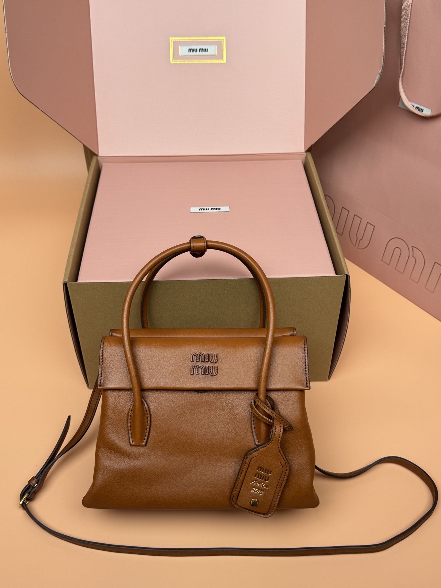 TOP Miu Miu Solitaire Bag 28x19.5x11cm - 2 Colors