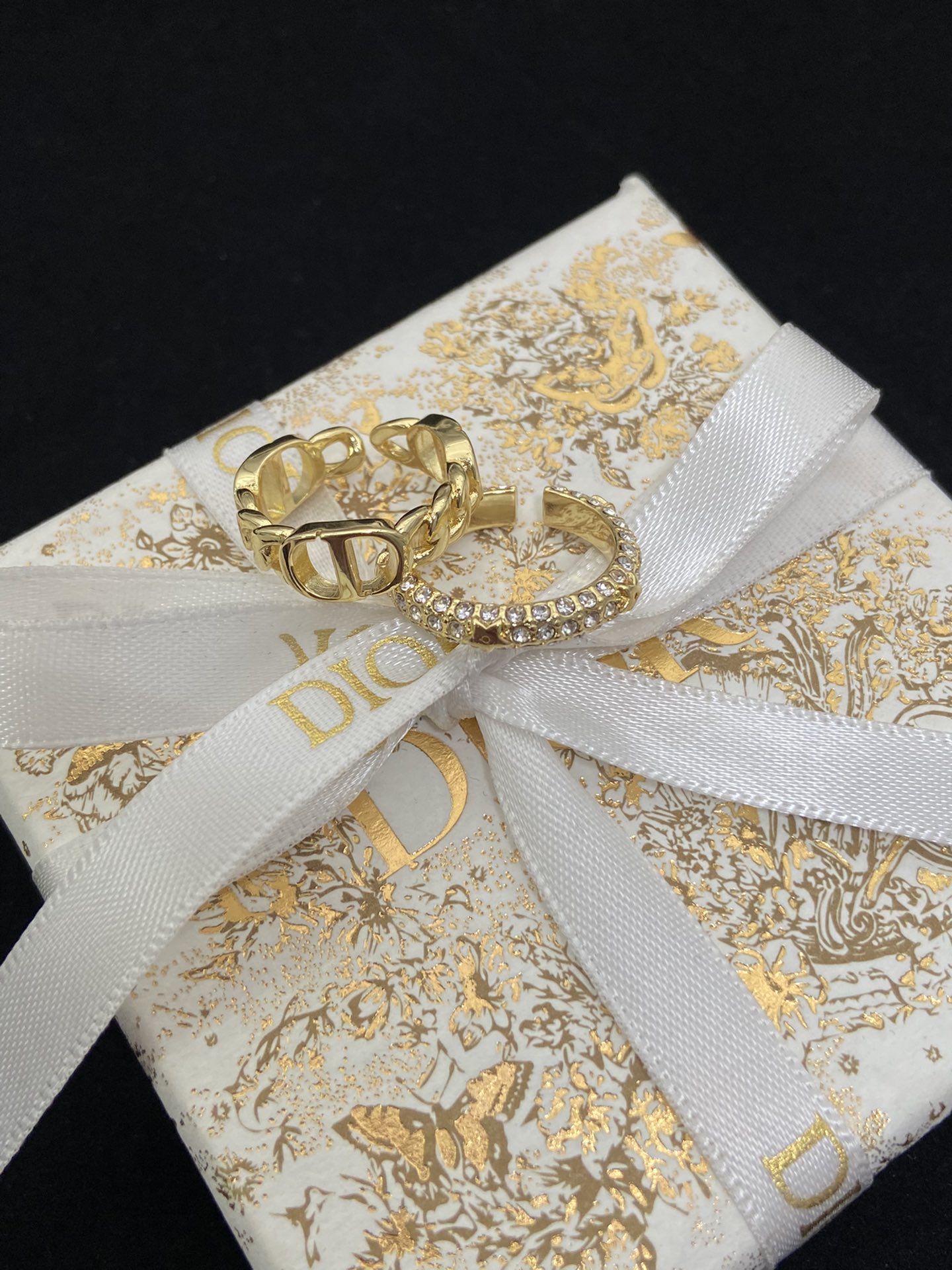 TOP Christian Dior set of three rings - Gold