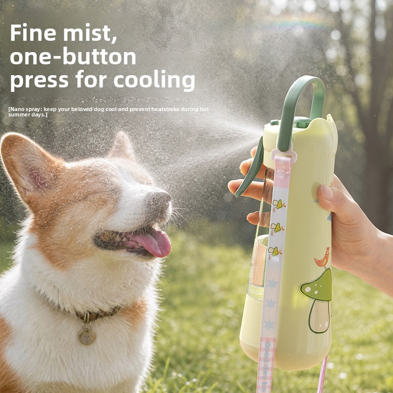 Portable water dispenser for pets, ideal for taking on the go; pet water bottle for outdoor use; foldable water cup for dogs; water bottle - PawPro UK