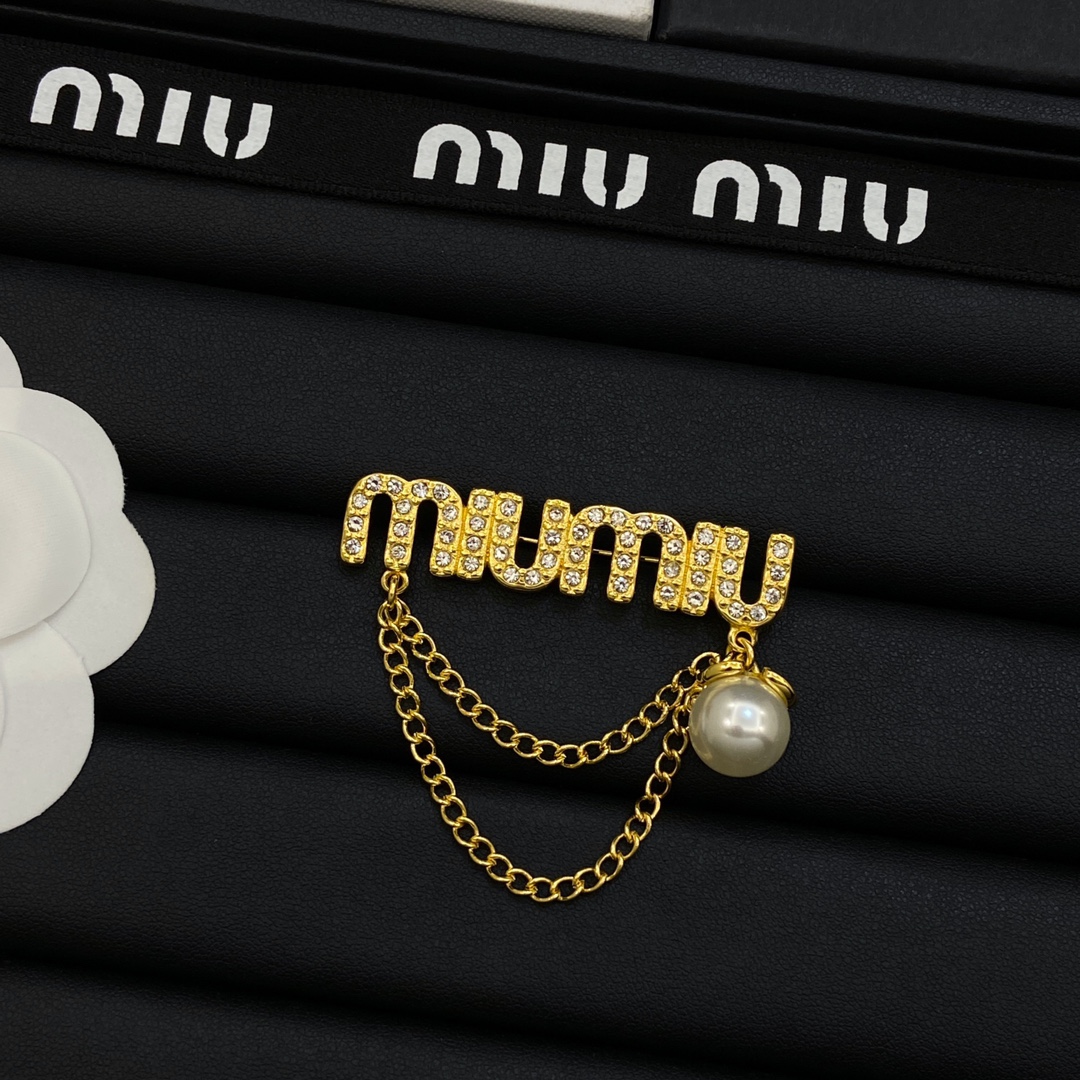 TOP Miu Miu  Brooch-2 Colors
