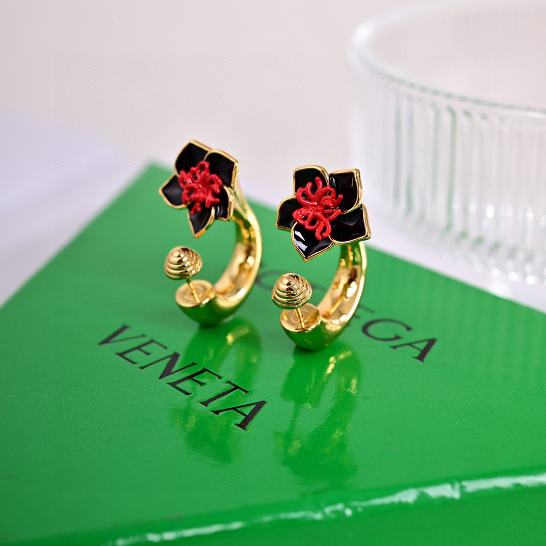 TOP Bottega Veneta BV Earring-Gold