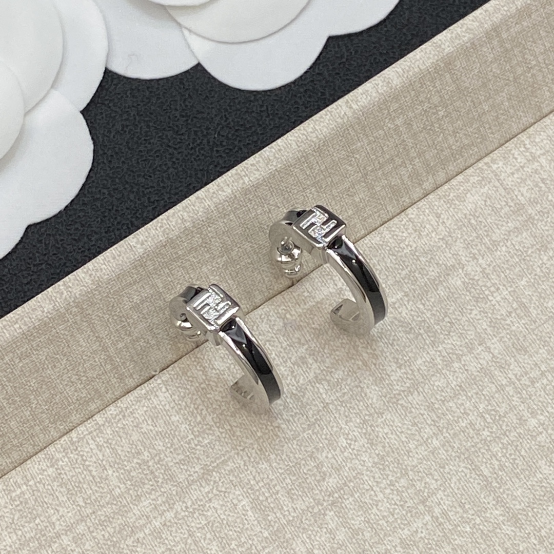 TOP FENDI FF Earrings - 2 Colors