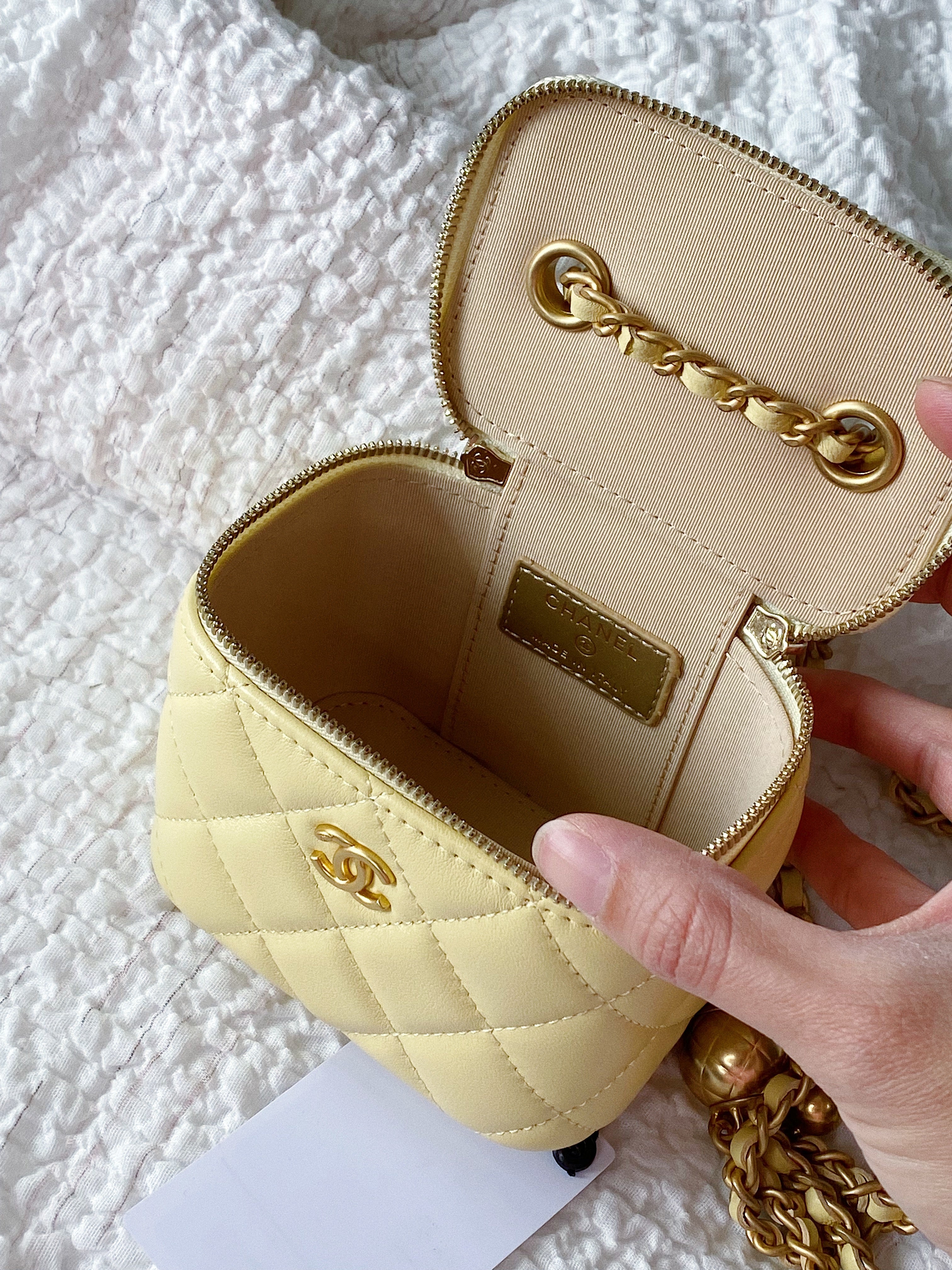 TOP CHANEL Vanity Case Perfect Fit Mini Adjustable Chain - Yellow