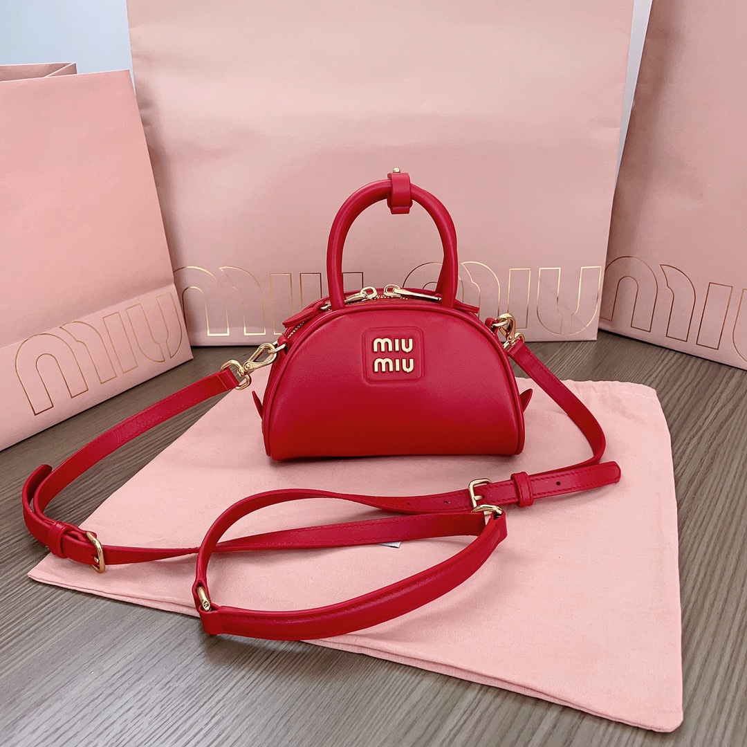 TOP Miu Miu Calfskin Dumpling Bag 18 x 11.5 x 8 cm/23 x 15 x 11 cm - 4 Color