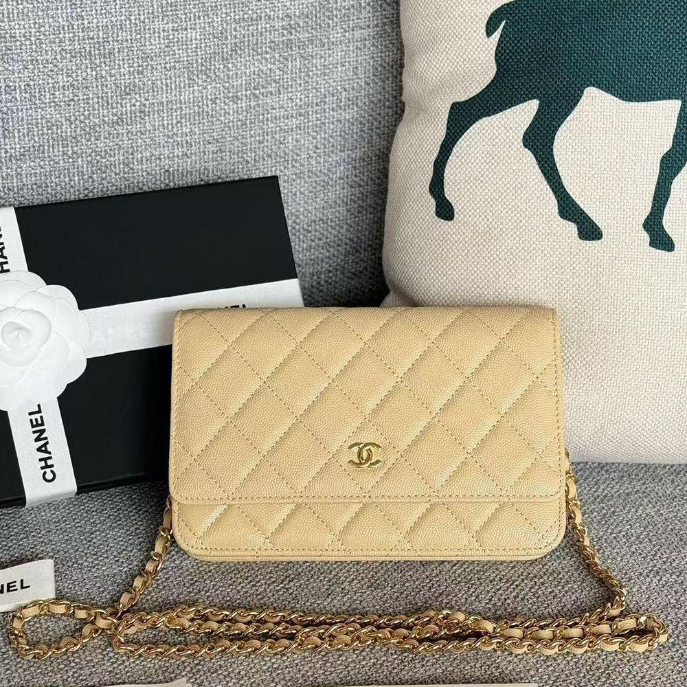 Chanel  WOC Quilted Caviar (Replica)