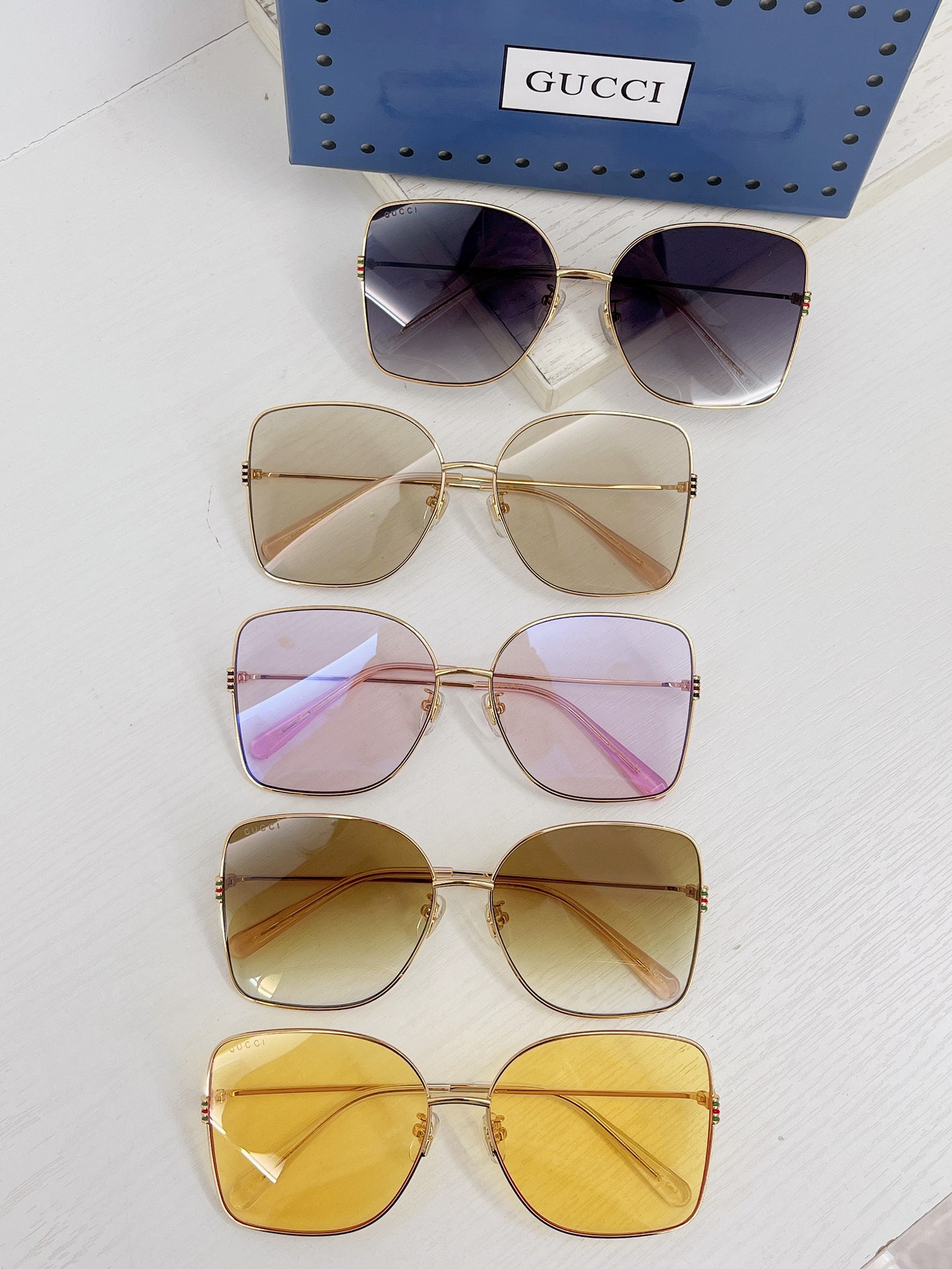 TOP Gucci  Sunglasses  - 5 Color