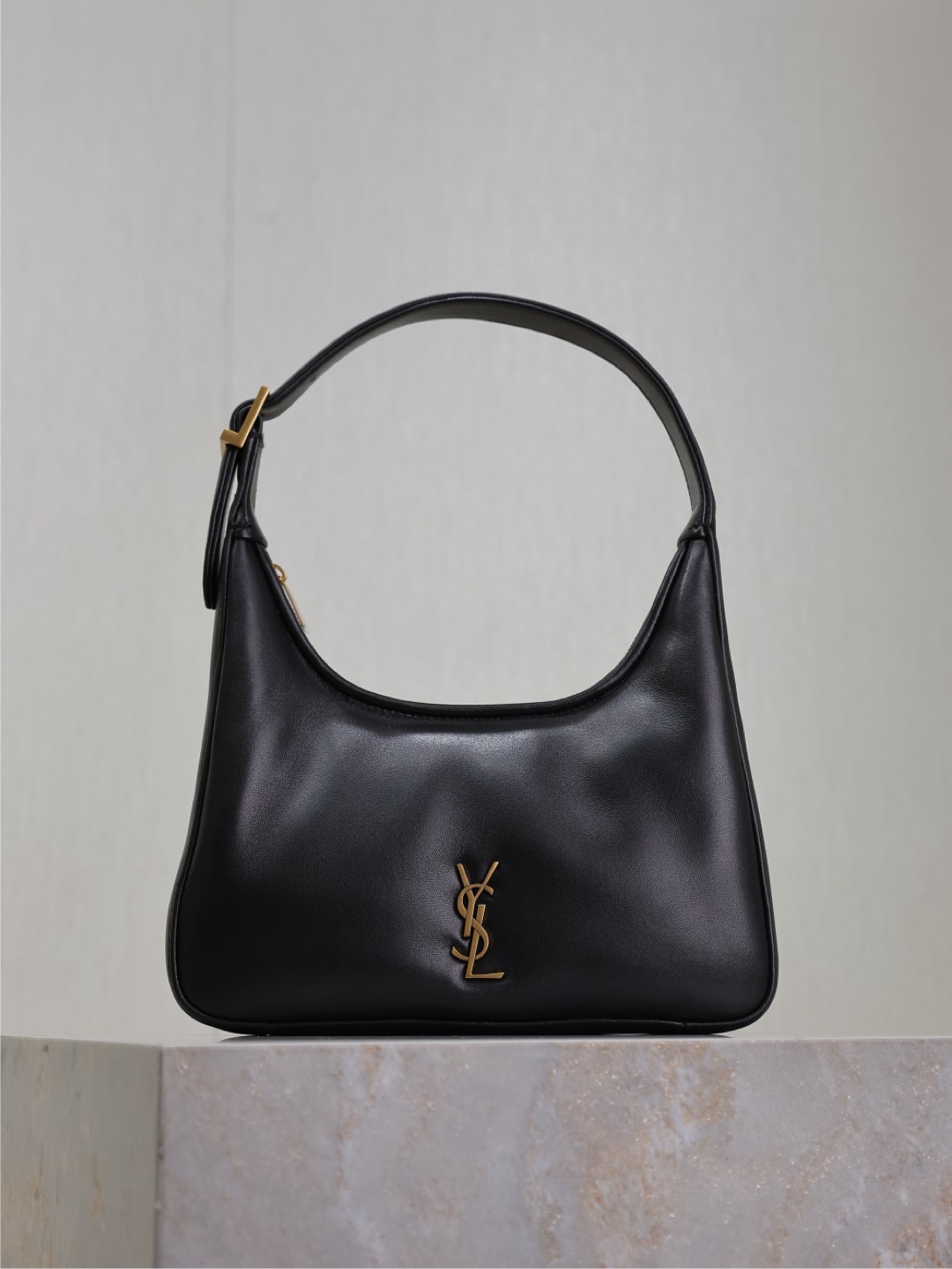 TOP Yves Saint Laurent YSL Calypso Mini Padded Leather Shoulder Bag 20x12x5cm - Black&GHW