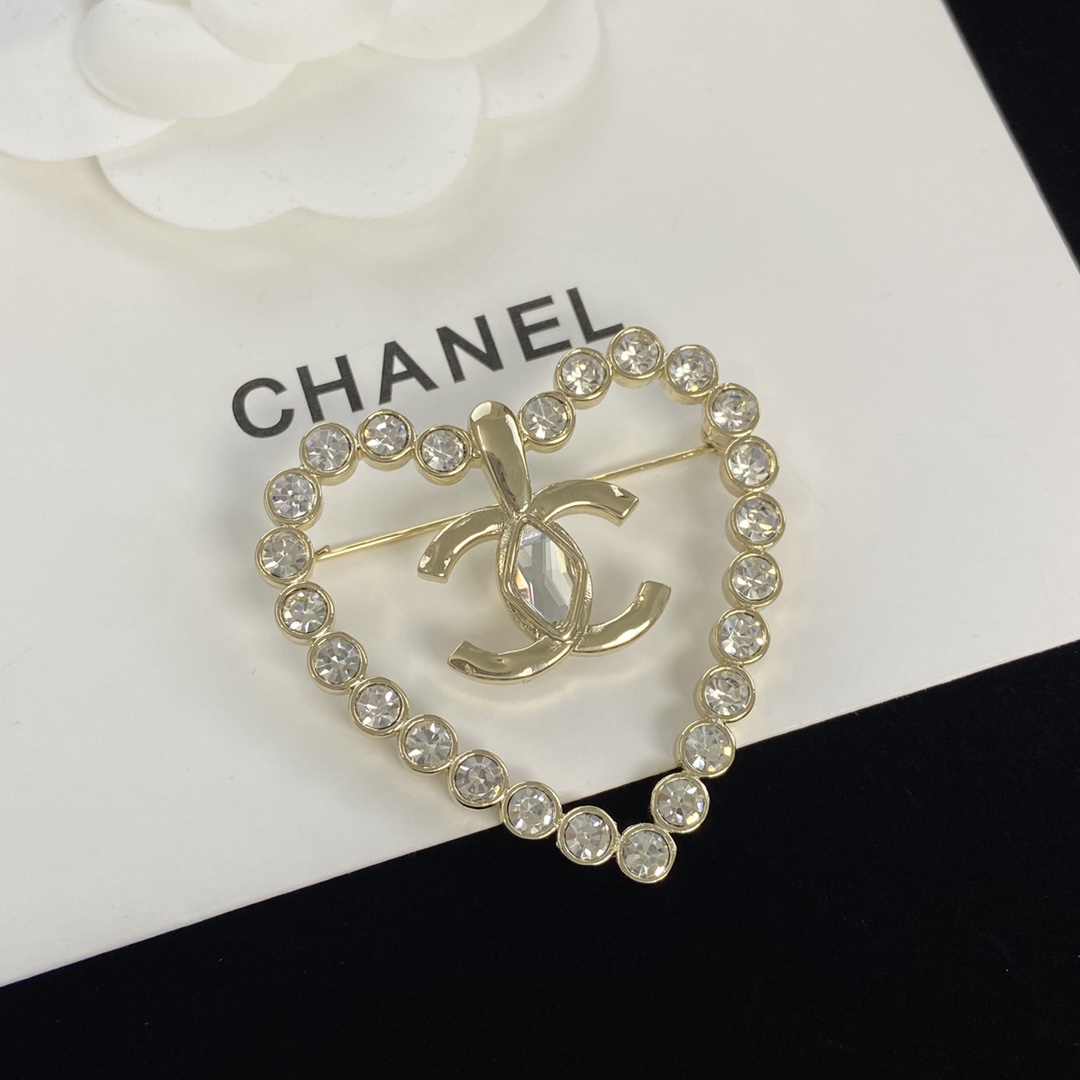 TOP CHANEL Necklace Earrings Brooch Set
