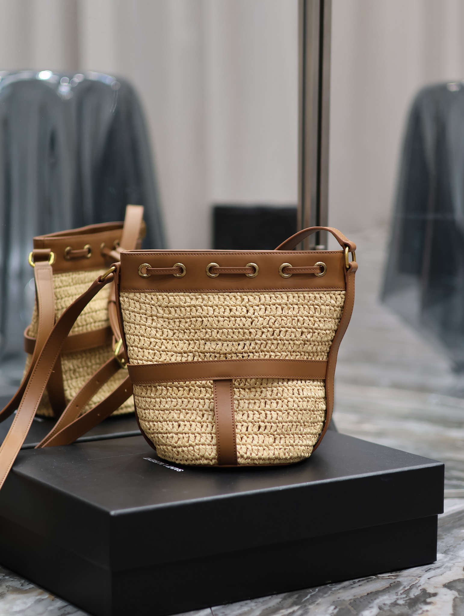 TOP Yves Saint Laurent YSL Aphile Raffia Craft Bucket Bag - Two Colors