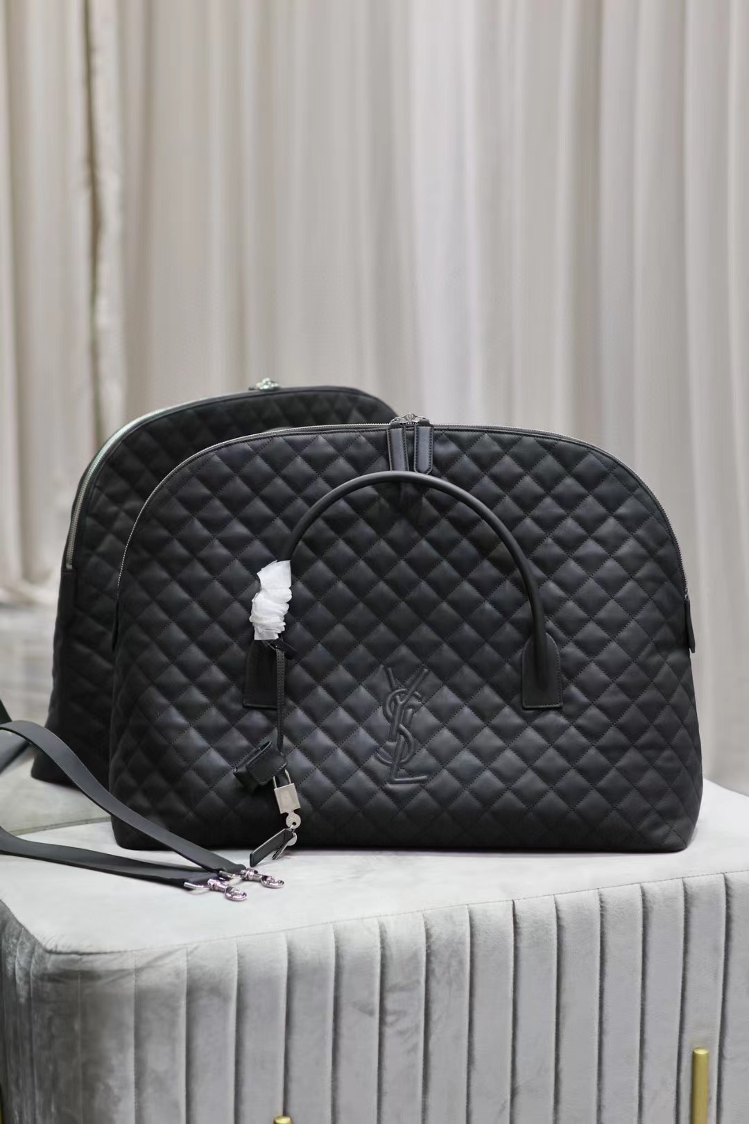 TOP Yves Saint Laurent YSL ES GIANT Travel Bag - Black - SHW