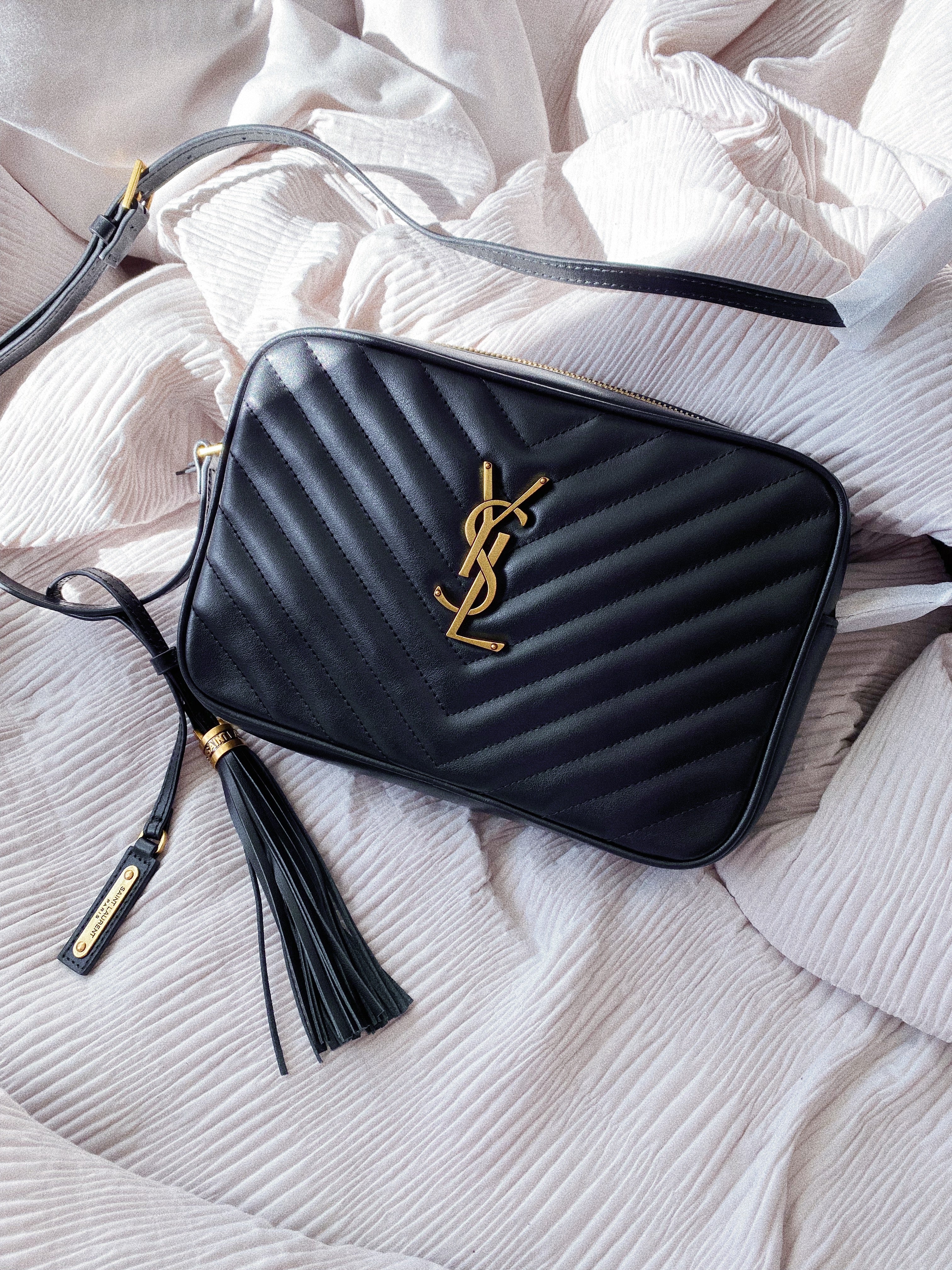 TOP Yves Saint Laurent YSL LouLou Camera Bag - Black w GHW