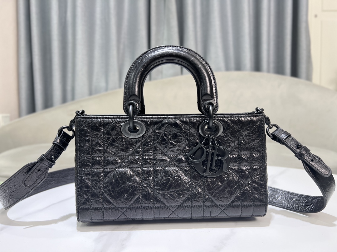 TOP Christian Dior Lady D-Sire Bag 26x15x8cm/30x20x13cm/35x23x15cm  - Black