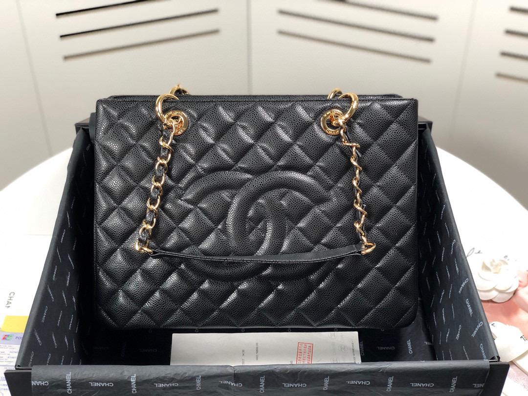 TOP CHANEL Grand Shopping Tote Caviar Leather 33x24x13cm - Black & GHW