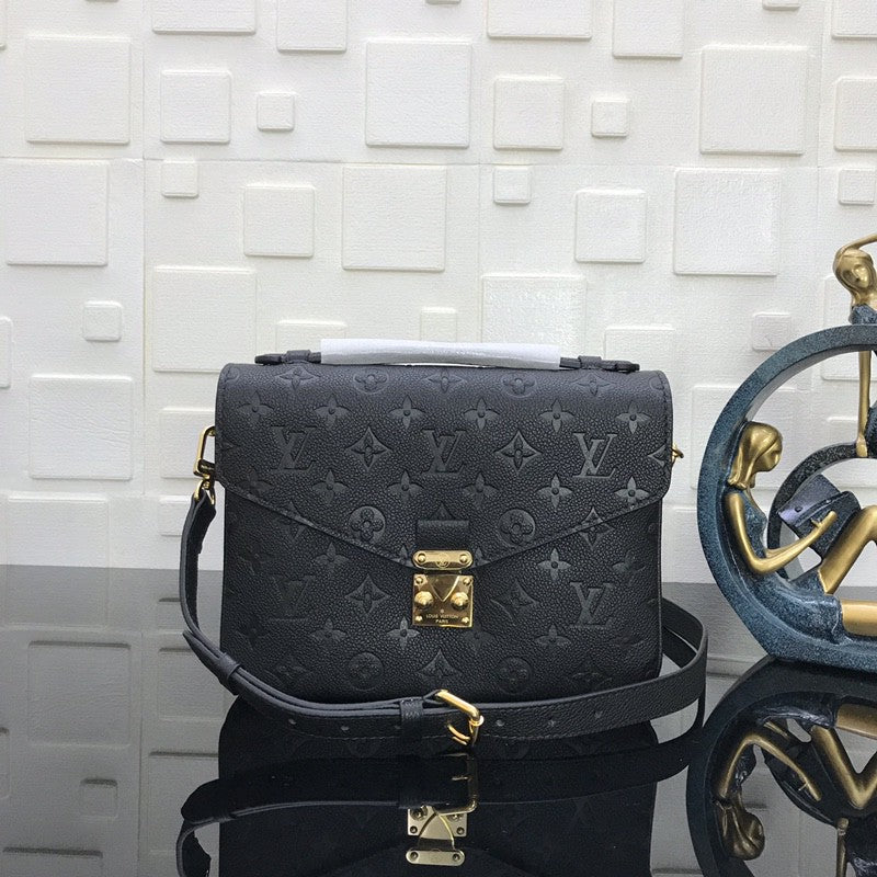 TOP Louis Vuitton LV Metis Pochette Empreinte 25X19X7cm- Black