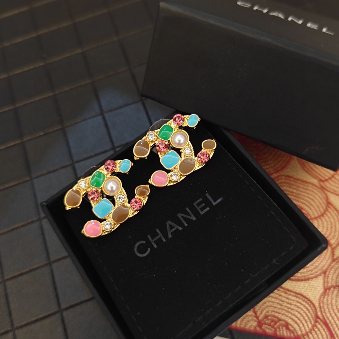 TOP CHANEL CC Earrings - Gold