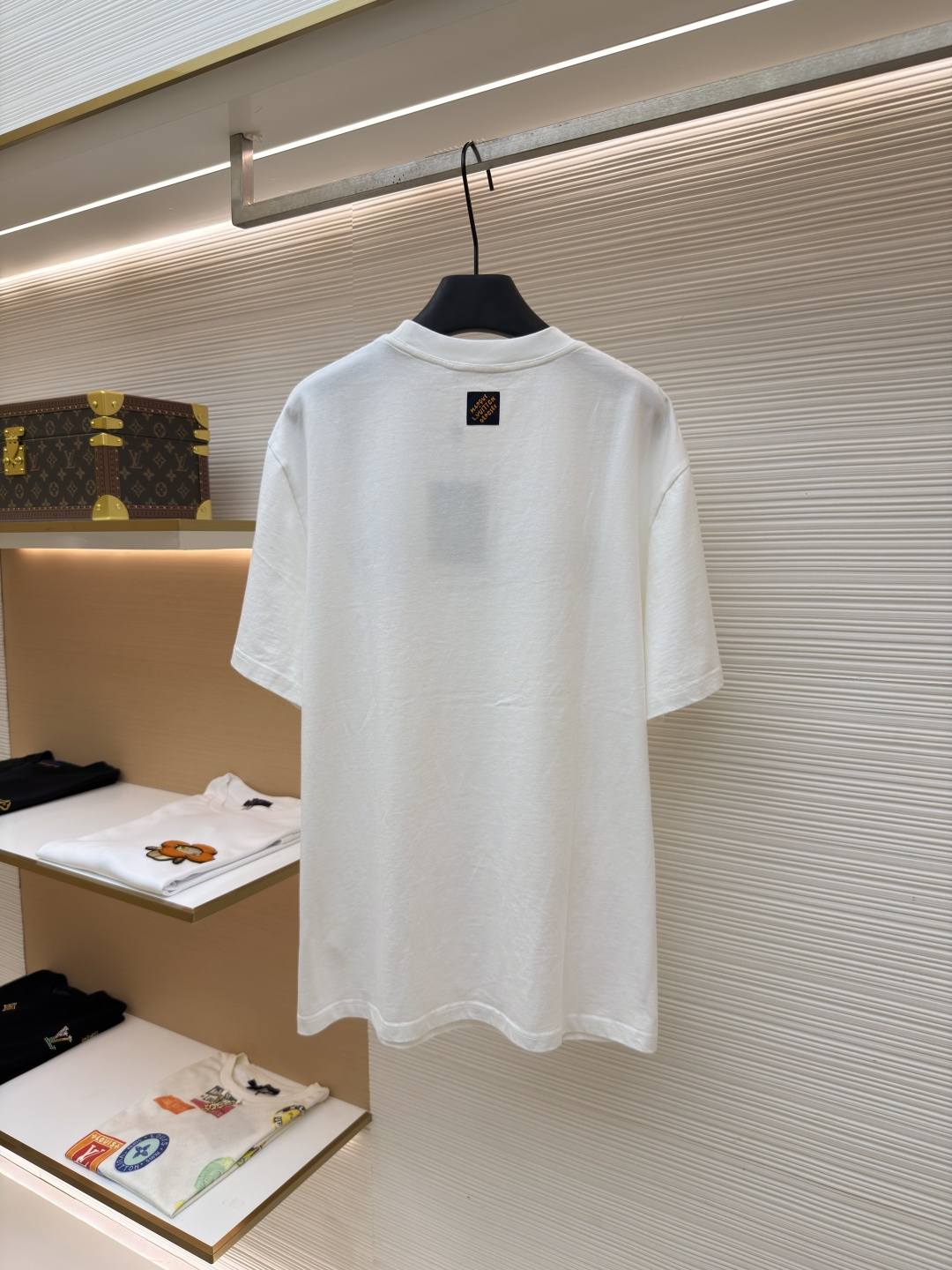 LOUIS VUITTON 牛仔贴布绣圆领短袖