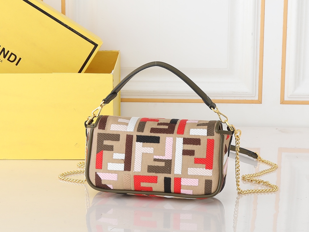 TOP FENDI Baguette FF Bag  19×4×11CM -Olive Green