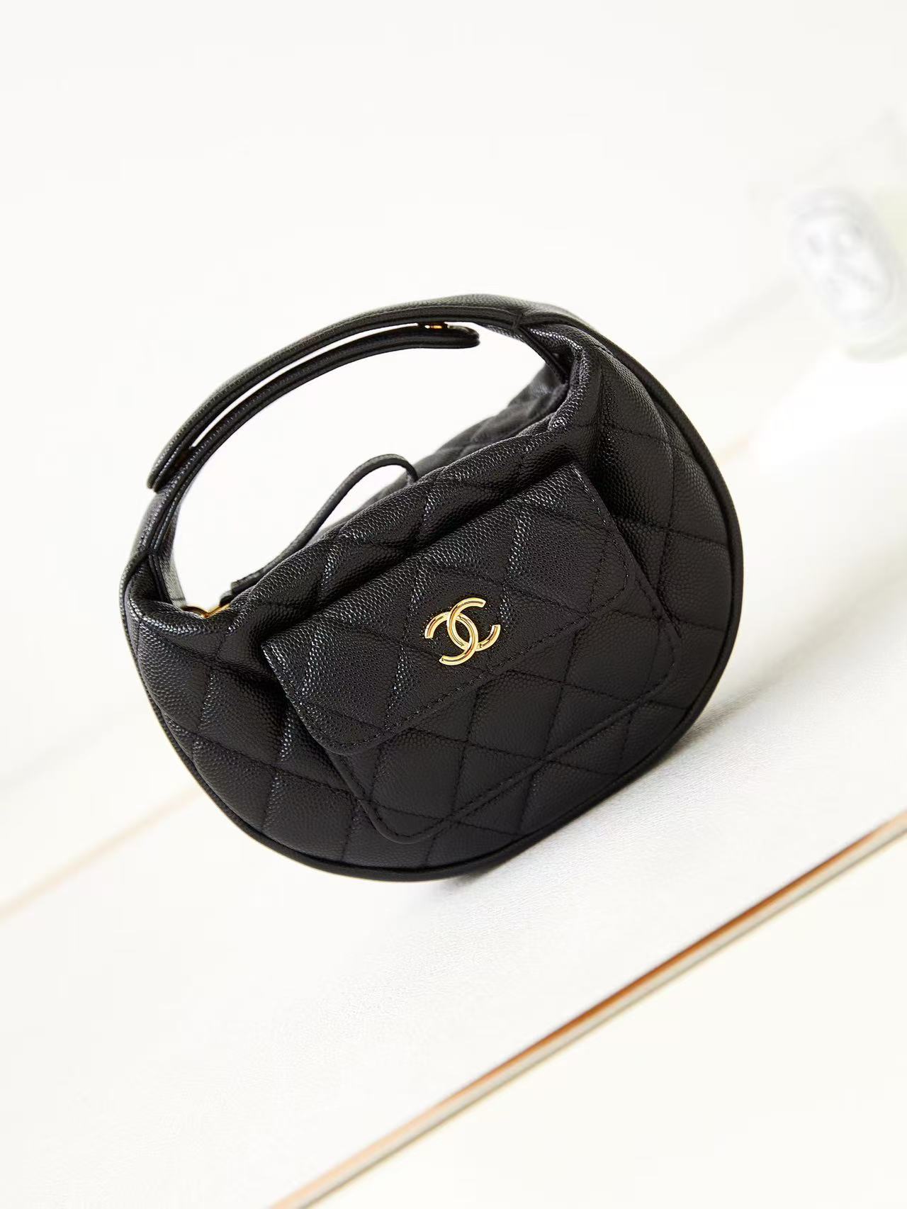 TOP CHANEL Chain Bag Cowhide 16*16*5.5cm - Black