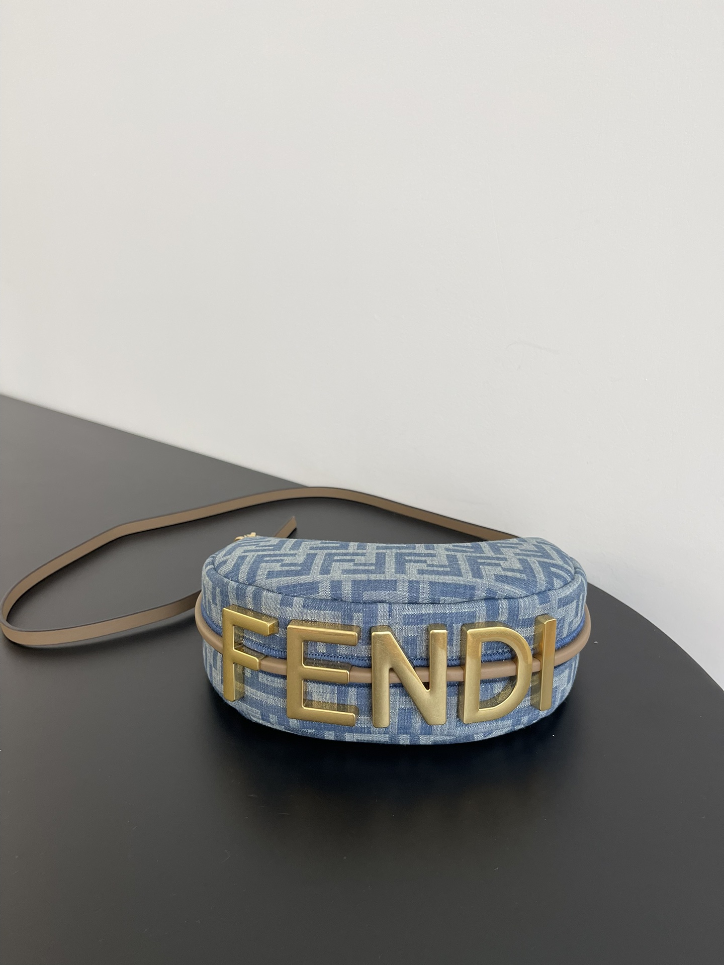 TOP FENDI Classic Metal Logo Fendigraphy Bag 20x7.5x13cm - Denim Blue&GHW