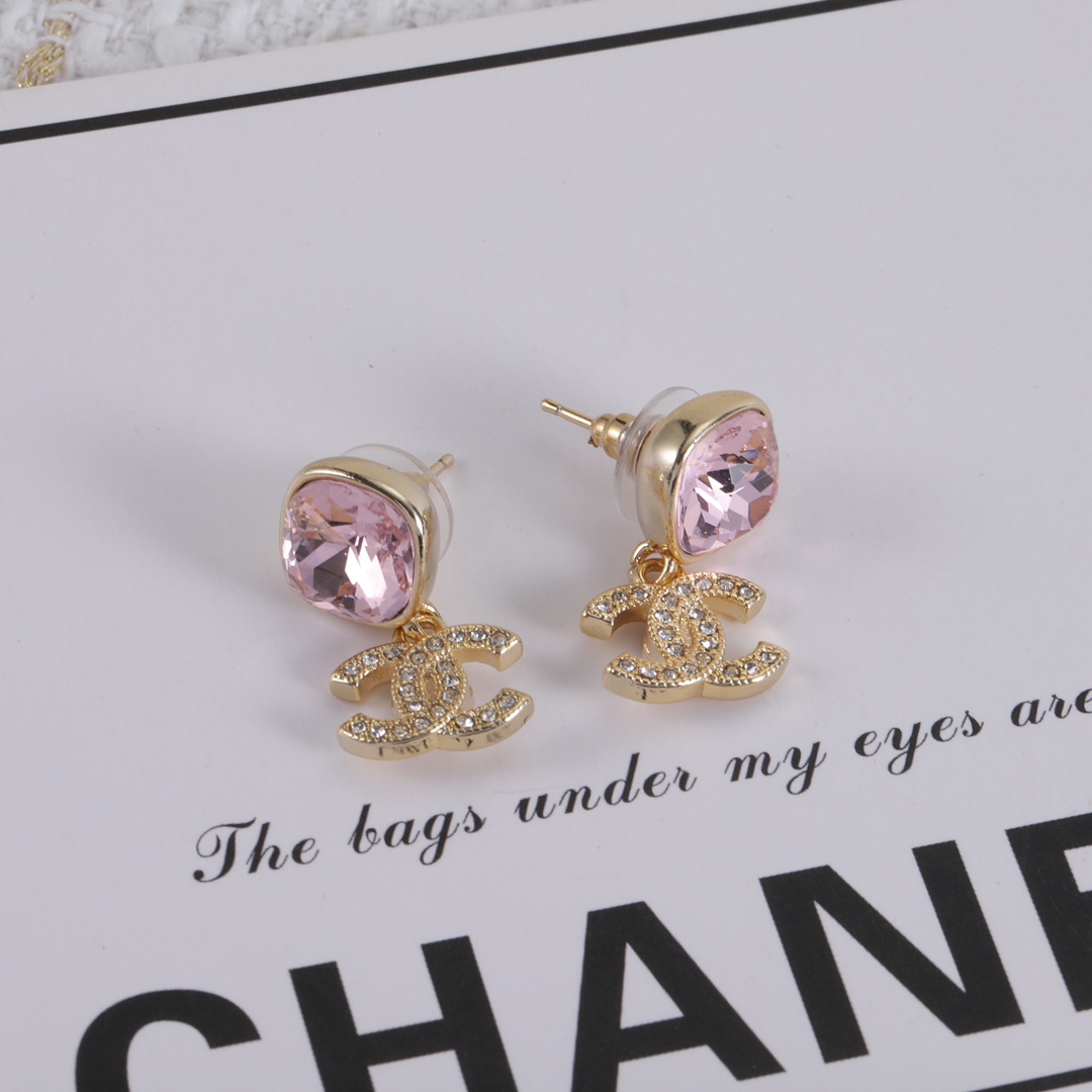 TOP CHANEL Pink CC Earrings