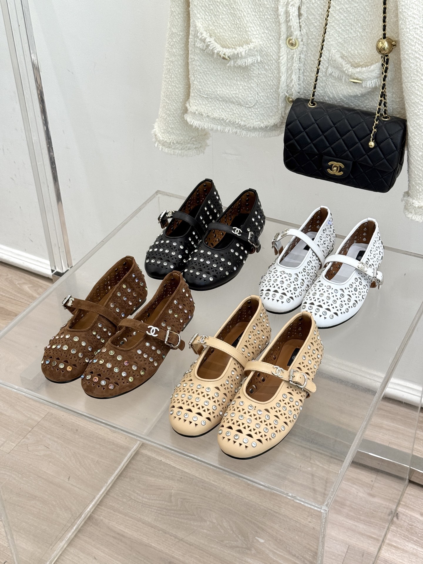 TOP CHANEL Mary Jane Shoes - 4 Color