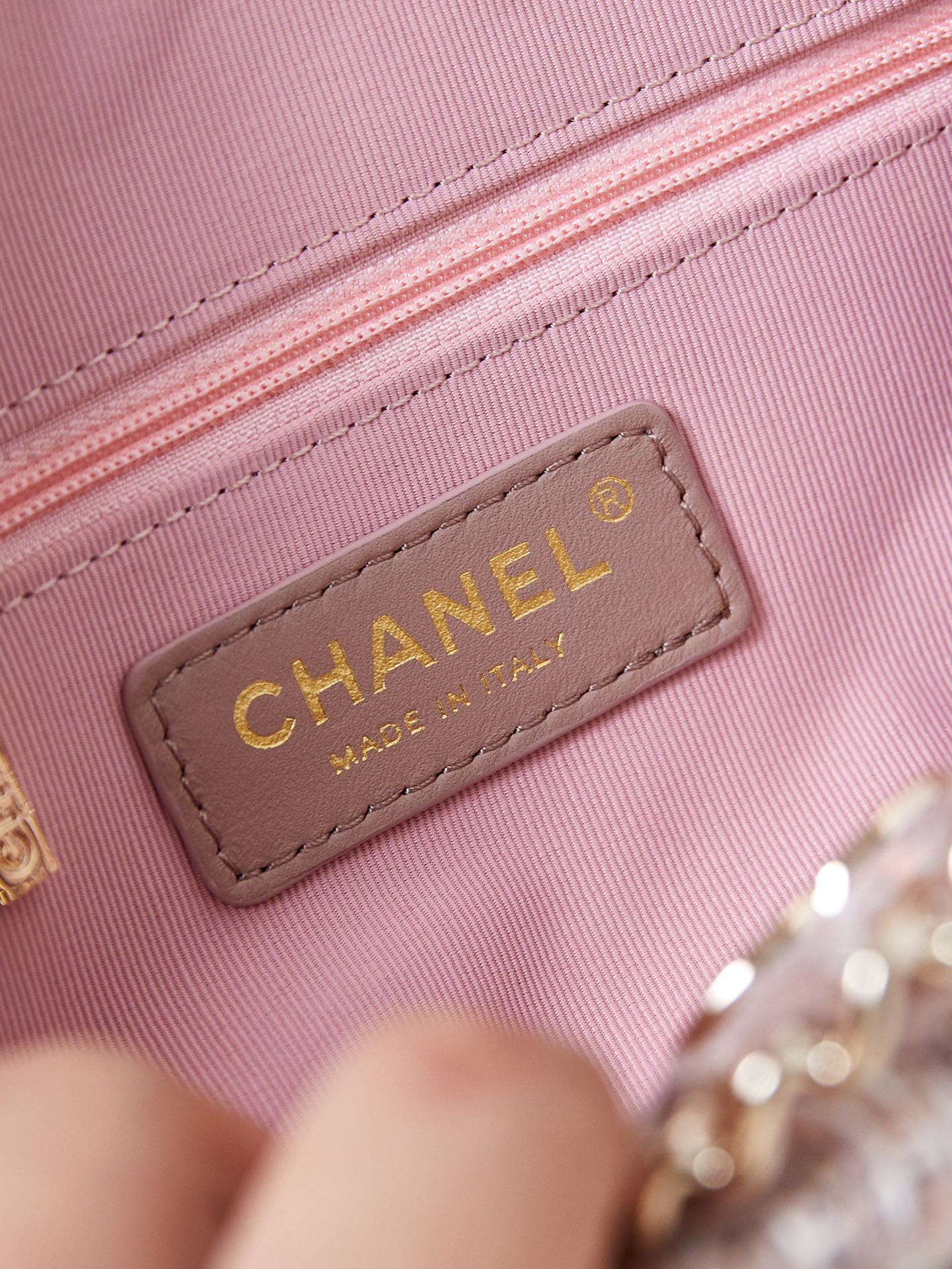 TOP CHANEL Shell Bag 15x20x6cm - Pink