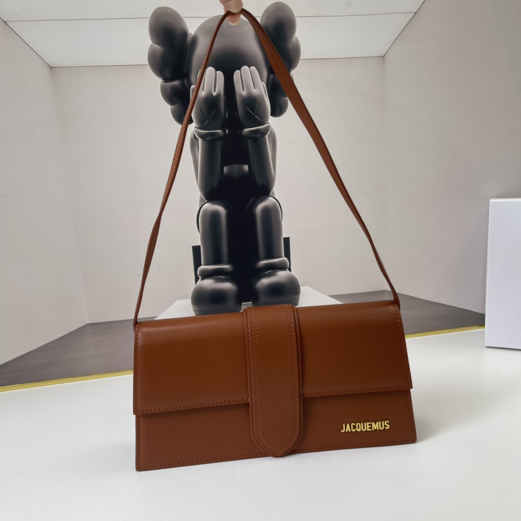 Jacquemus Leather Shoulder Crossbody Bag (Replica)