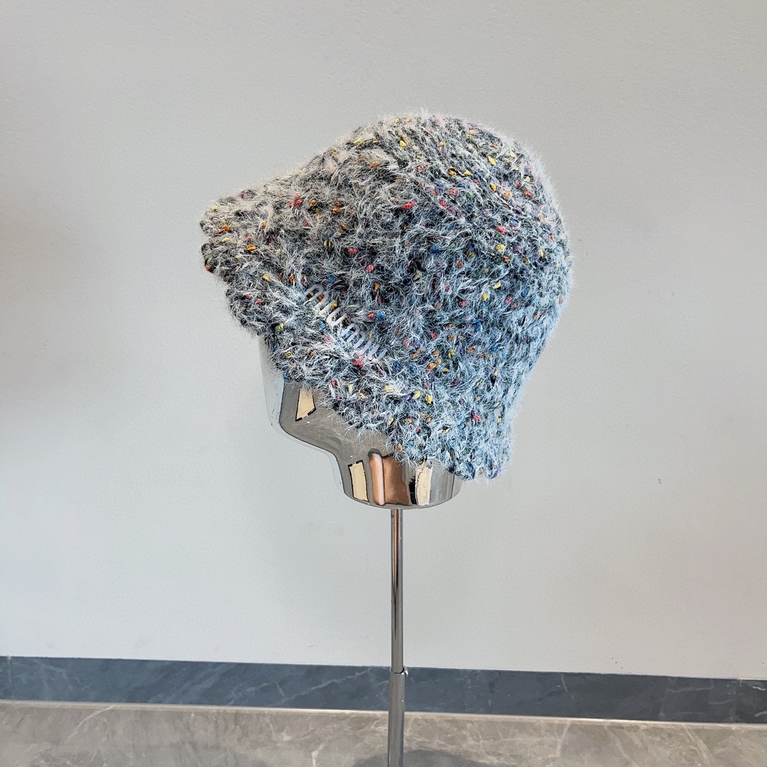 TOP Miu Miu Autumn/Winter Knitted Hat 5 Colors