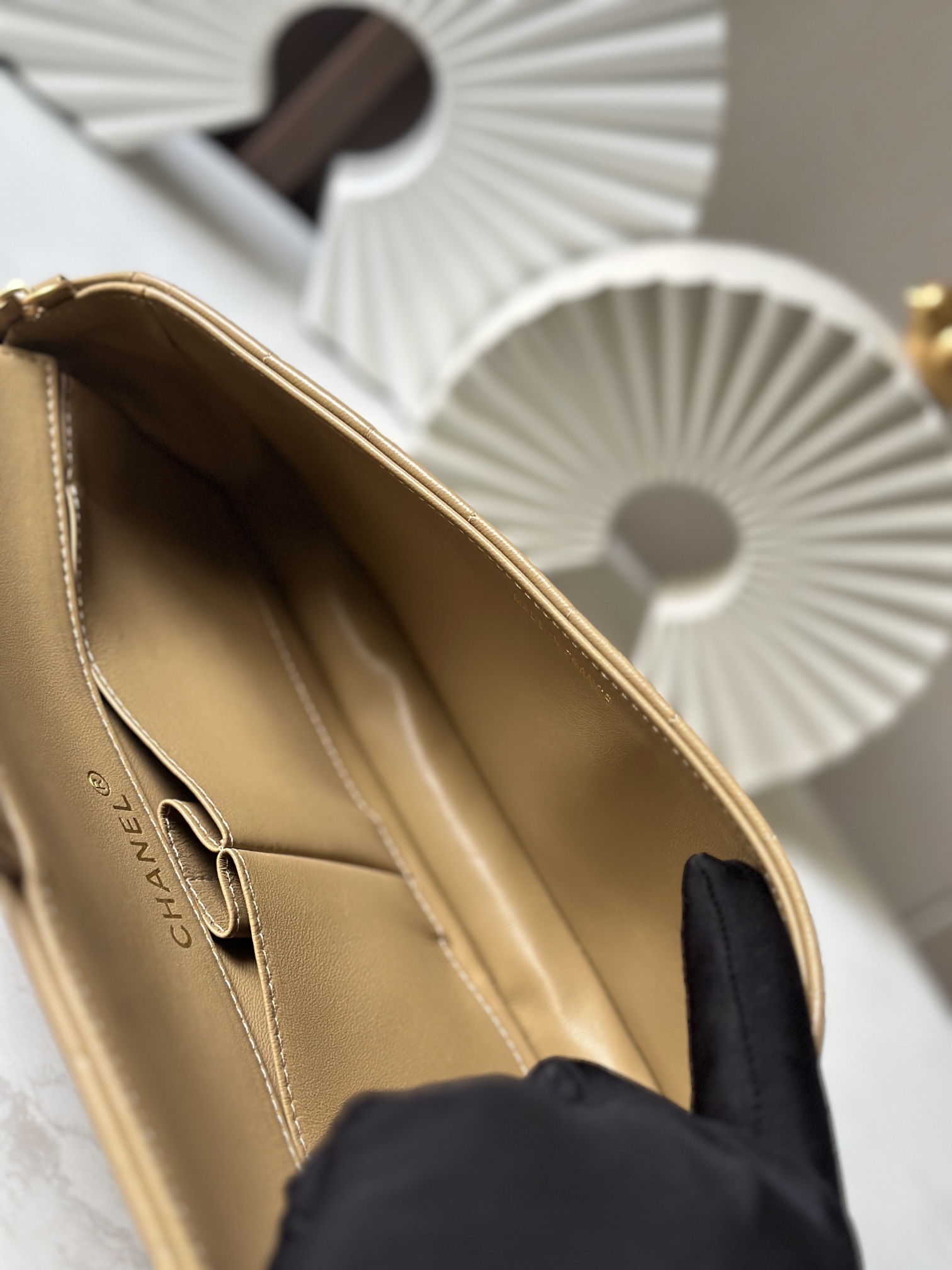 TOP CHANEL Medieval Ice Lattice Underarm Bag Sheepskin 26×13×4cm - 4 Colour