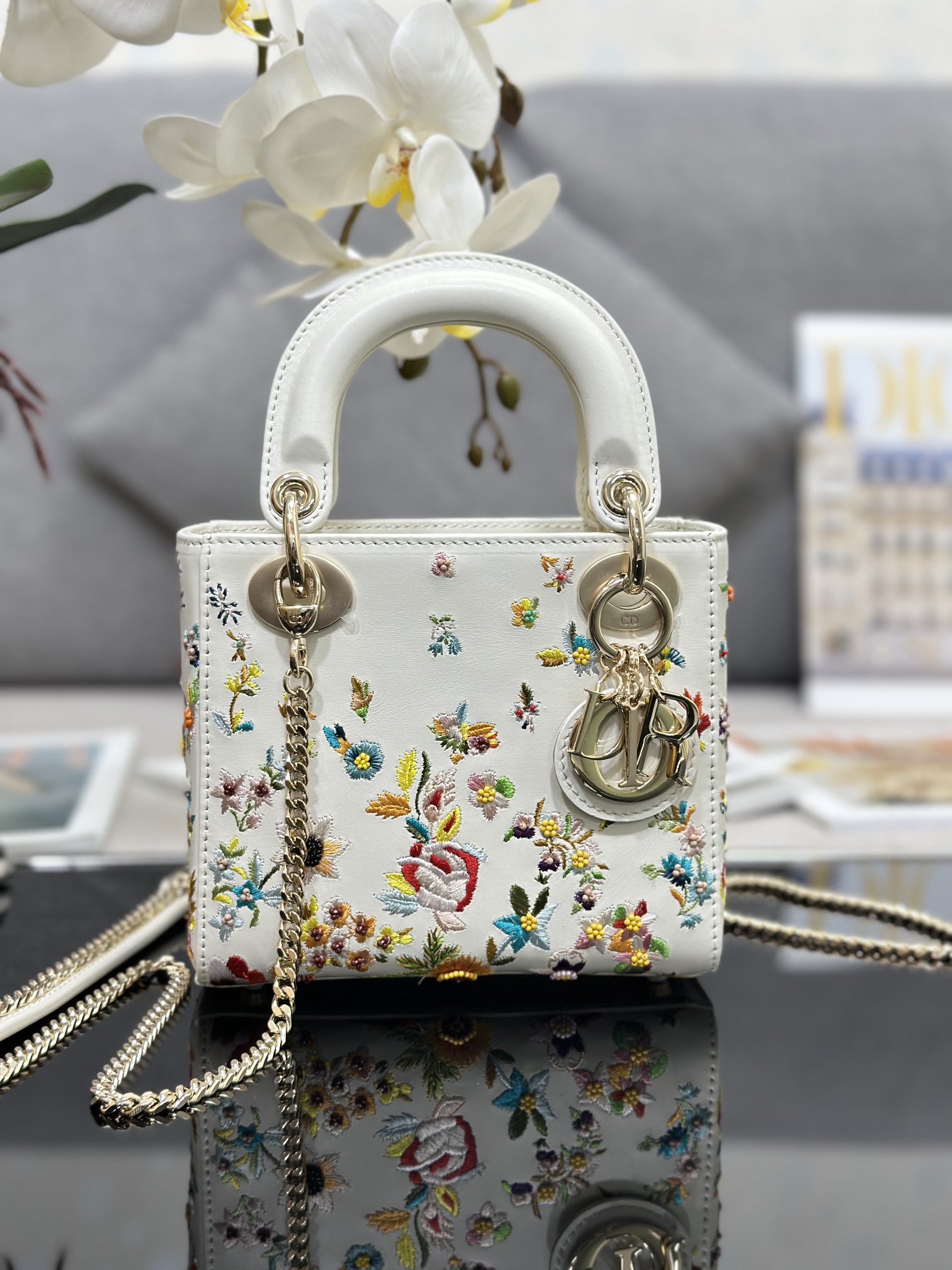TOP Christian Dior Lady Dior Bag 17 *15 *7 cm - White