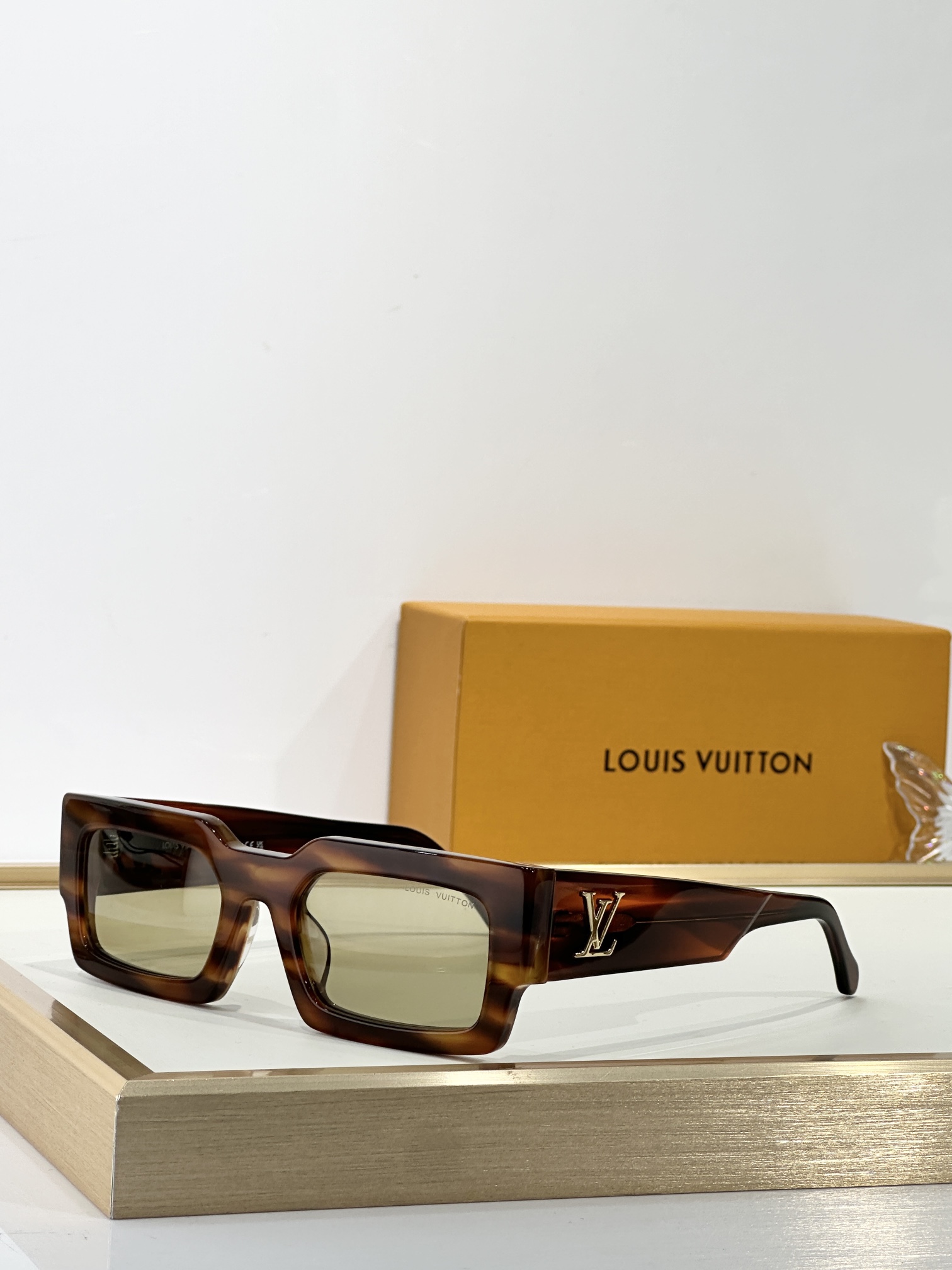 TOP Louis Vuitton LV Sunglasses - 7 Colors