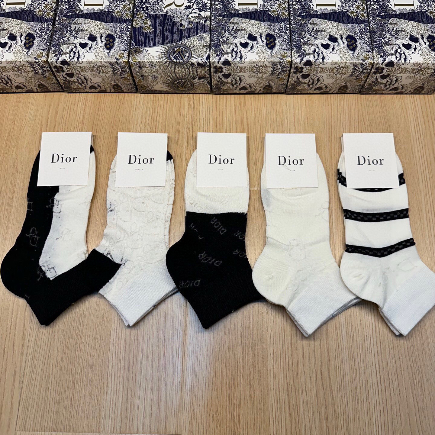 Top Christian Dior Socks - 5 Pieces as a Set
