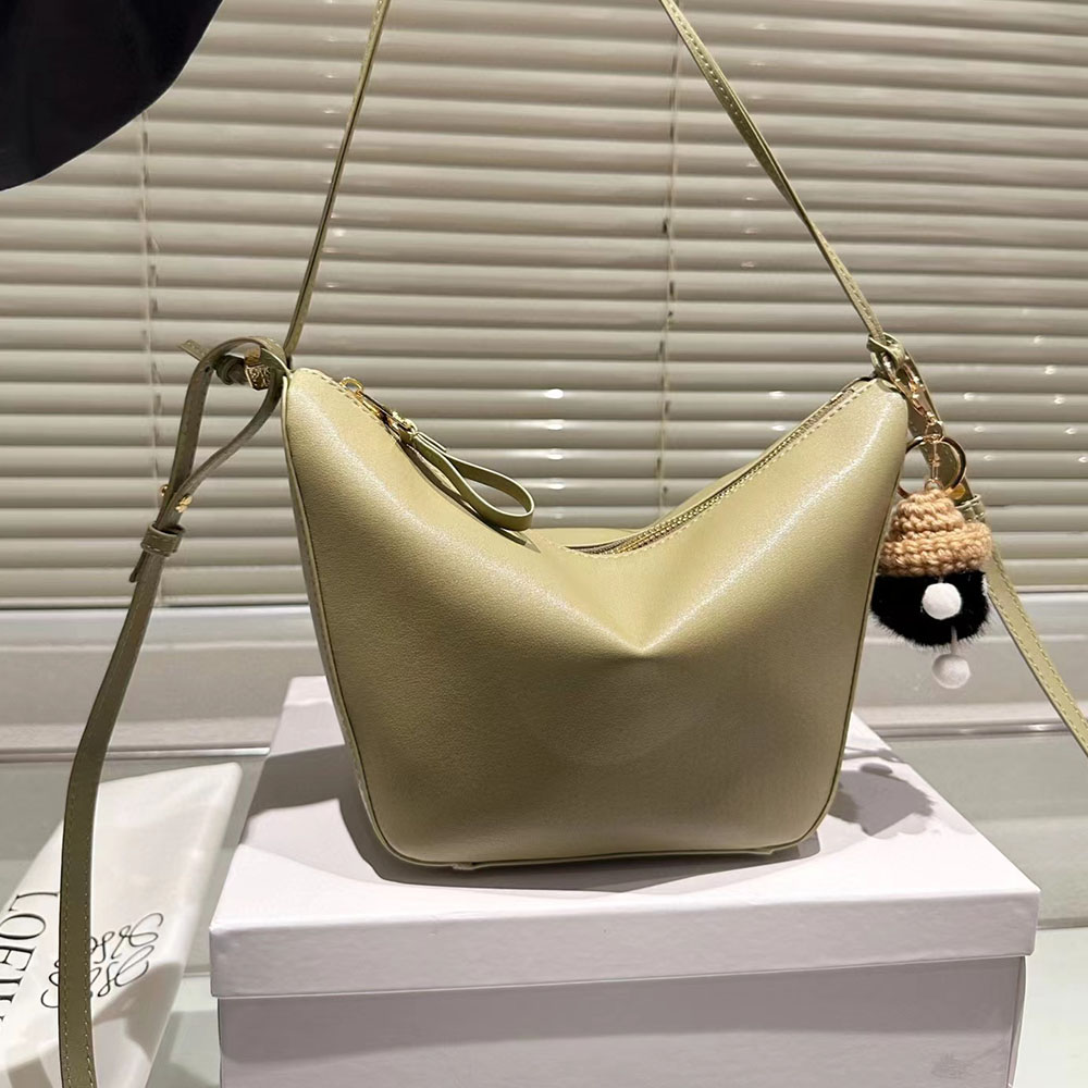 Loewe Hammock Hobo Handbag(Replica)