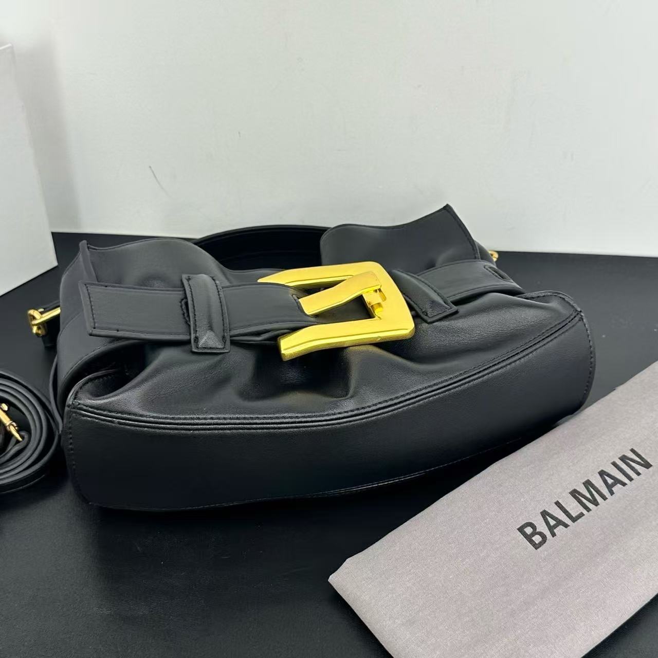 Balmain Mini Anthem bag in leather (Replica)