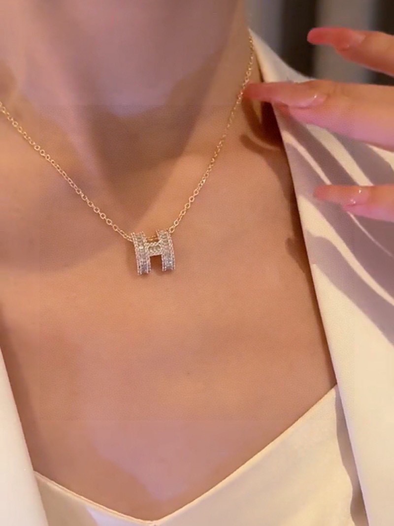 TOP HERMES H Necklace