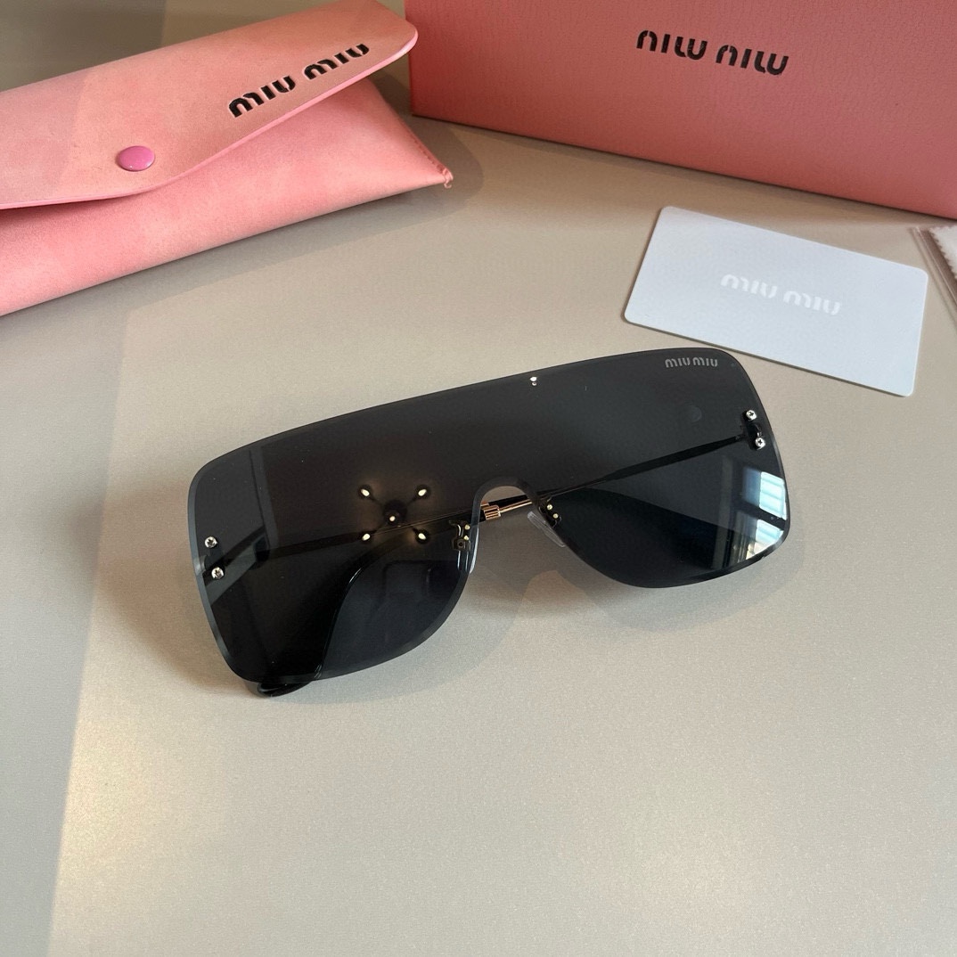 TOP Miu Miu Sunglasses - 4 Colors