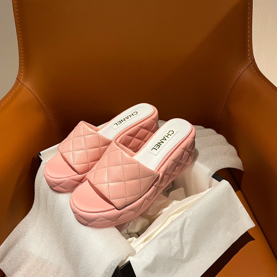 TOP CHANEL 7.5cm High Heel Wedge Slippers - 4 Color