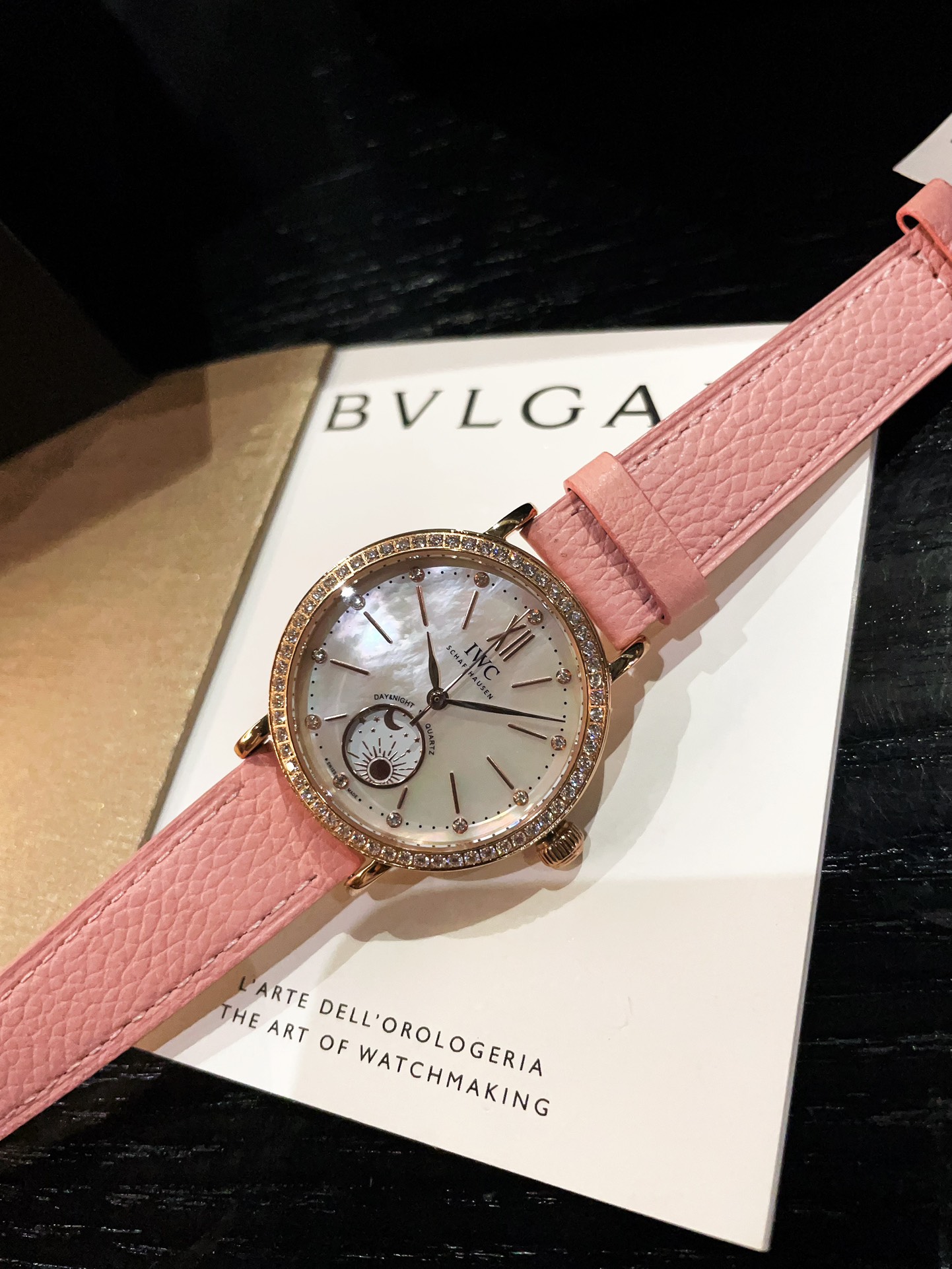 TOP IWC 34mm Watch with Diamonds - 6 Colors